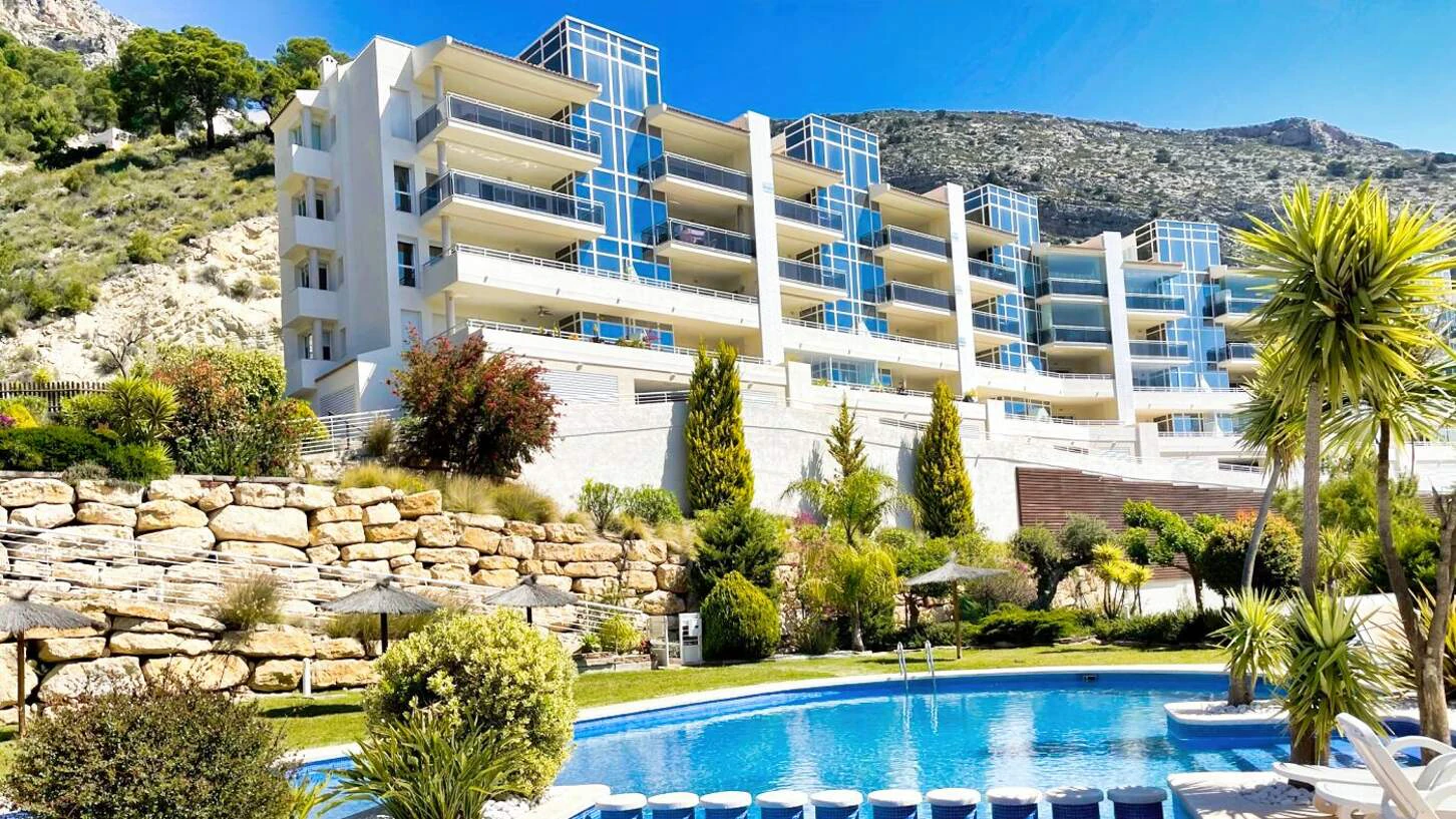 Zeer lichte appartement met uitzicht op zee in Altea Hills