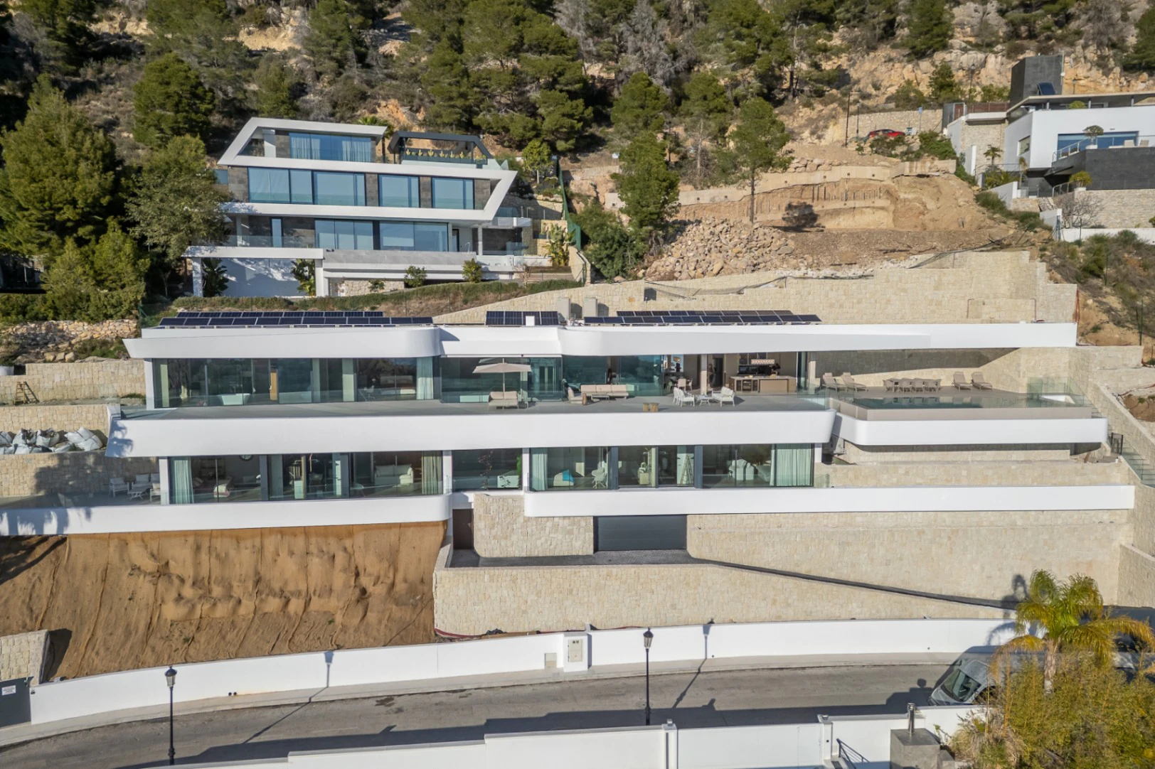 Modern villa with stunning panoramic sea views in Altea Hills