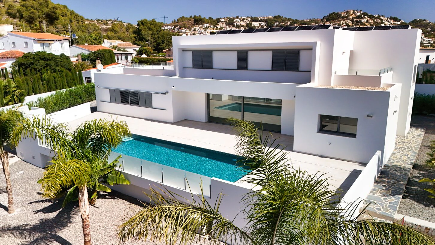Modern villa for sale in Benissa Costa
