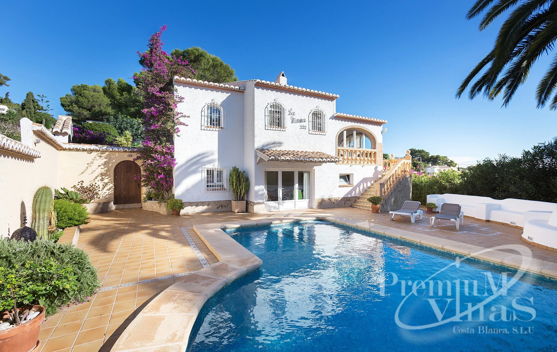 Fantastische mediterrane villa met zeezicht in Granadella, Jávea.