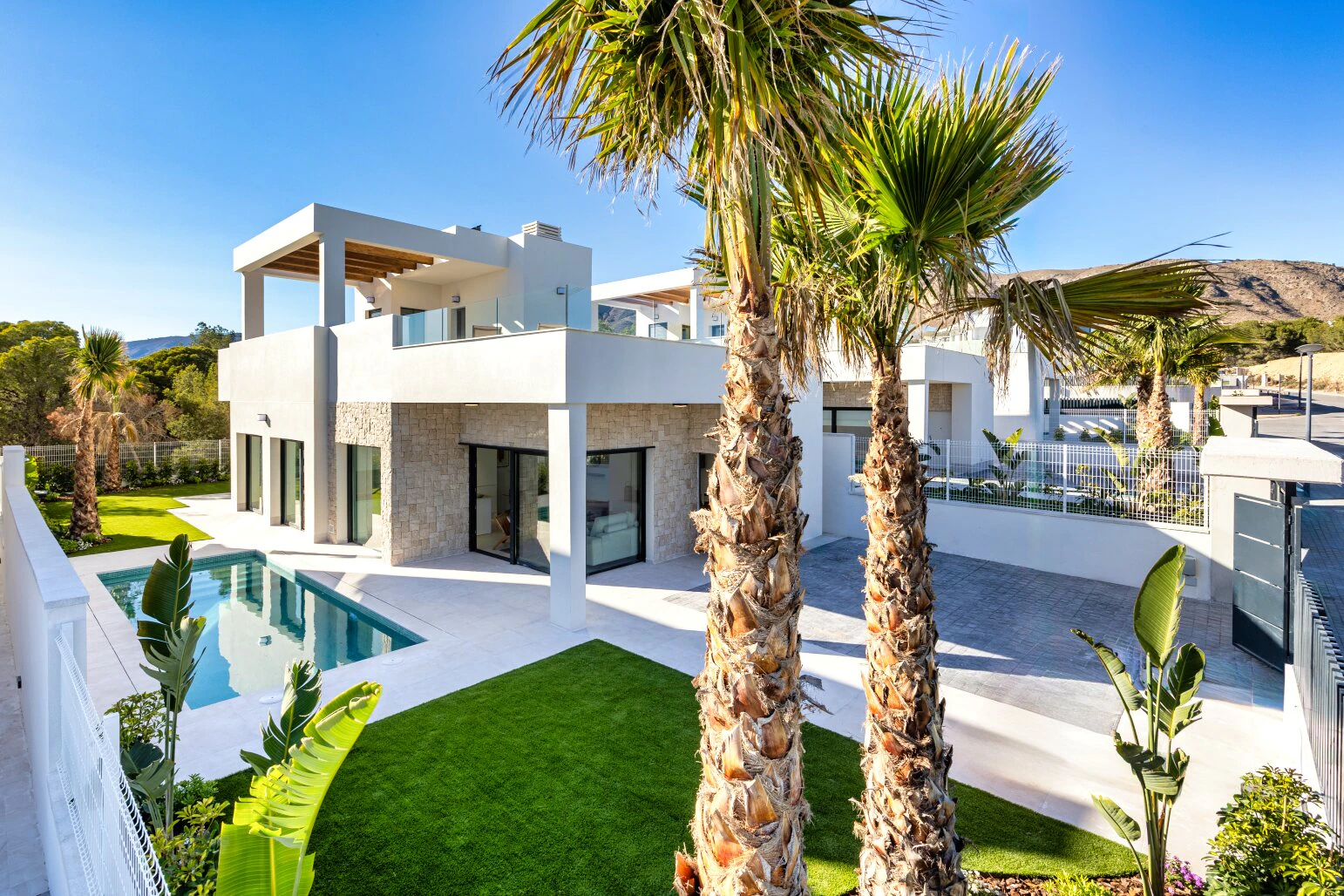 Modern Villas for sale in Finestrat