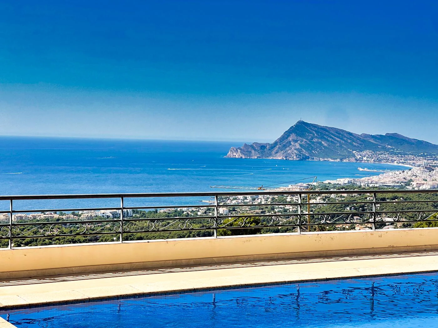 Luxe huis met prachtig uitzicht op zee in Altea