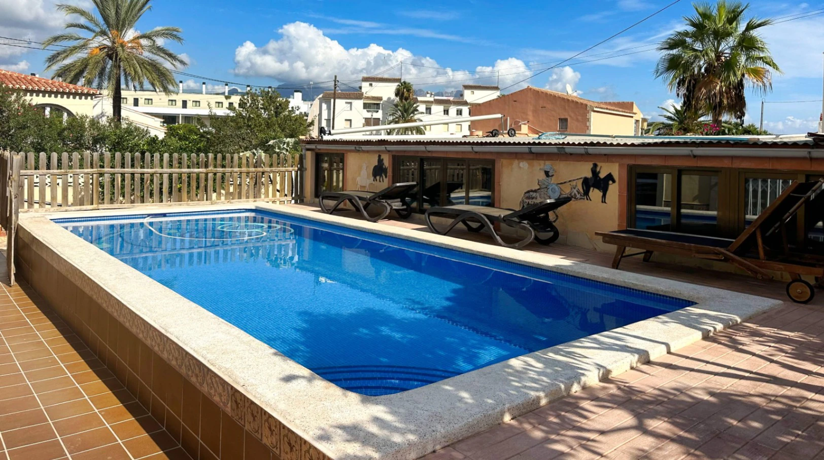 Vivienda en planta baja con piscina y parcela en El Albir