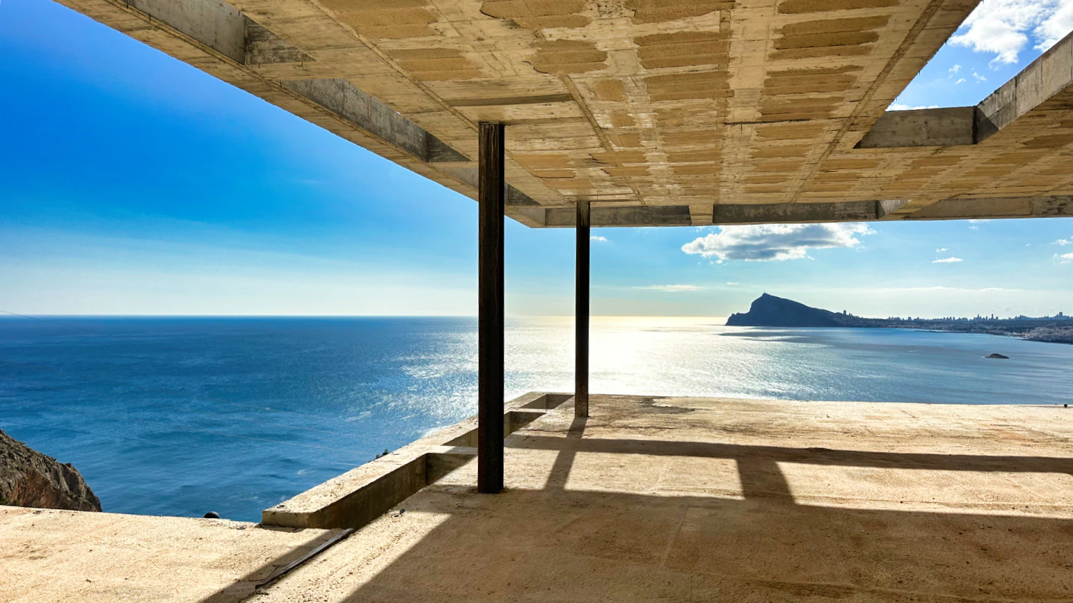 Amazing villa with breathtaking sea views in Mascarat, Altea