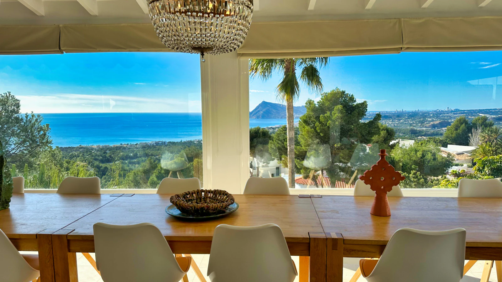 Spacious villa with stunning sea views in Sierra de Altea