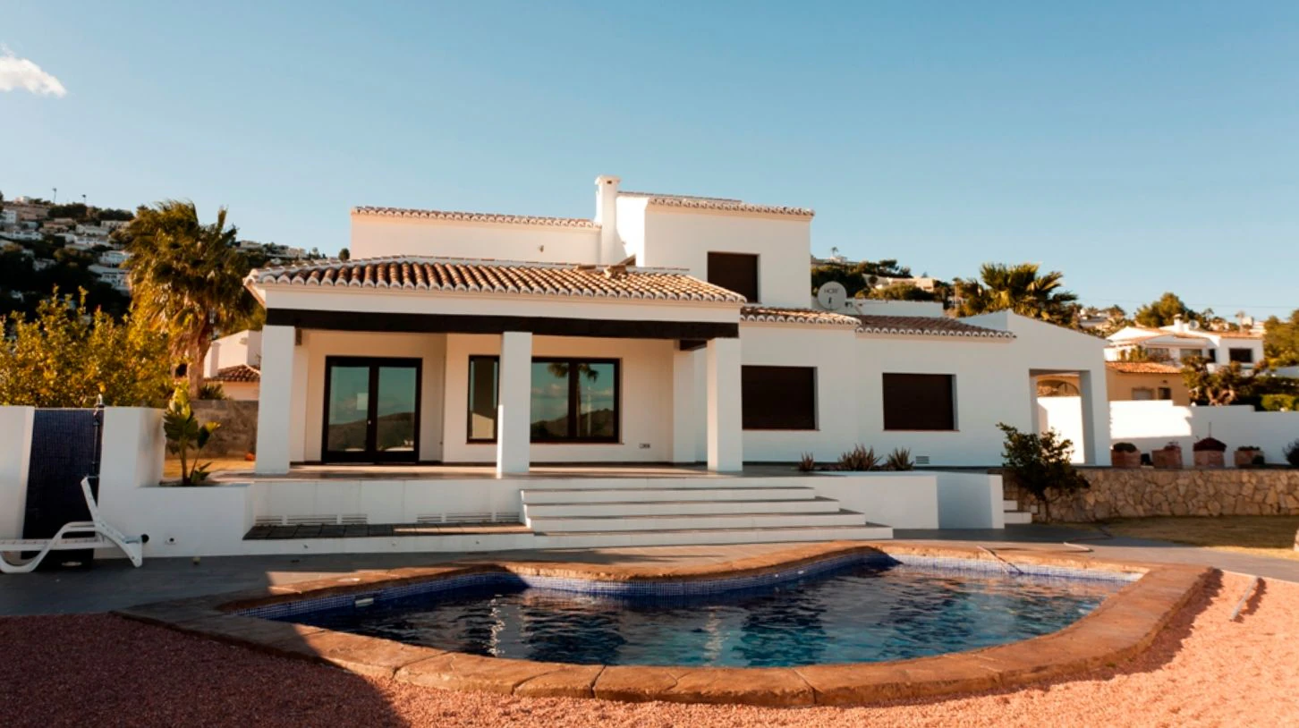 Mediterranean villa with sea views near the beach in Moraira