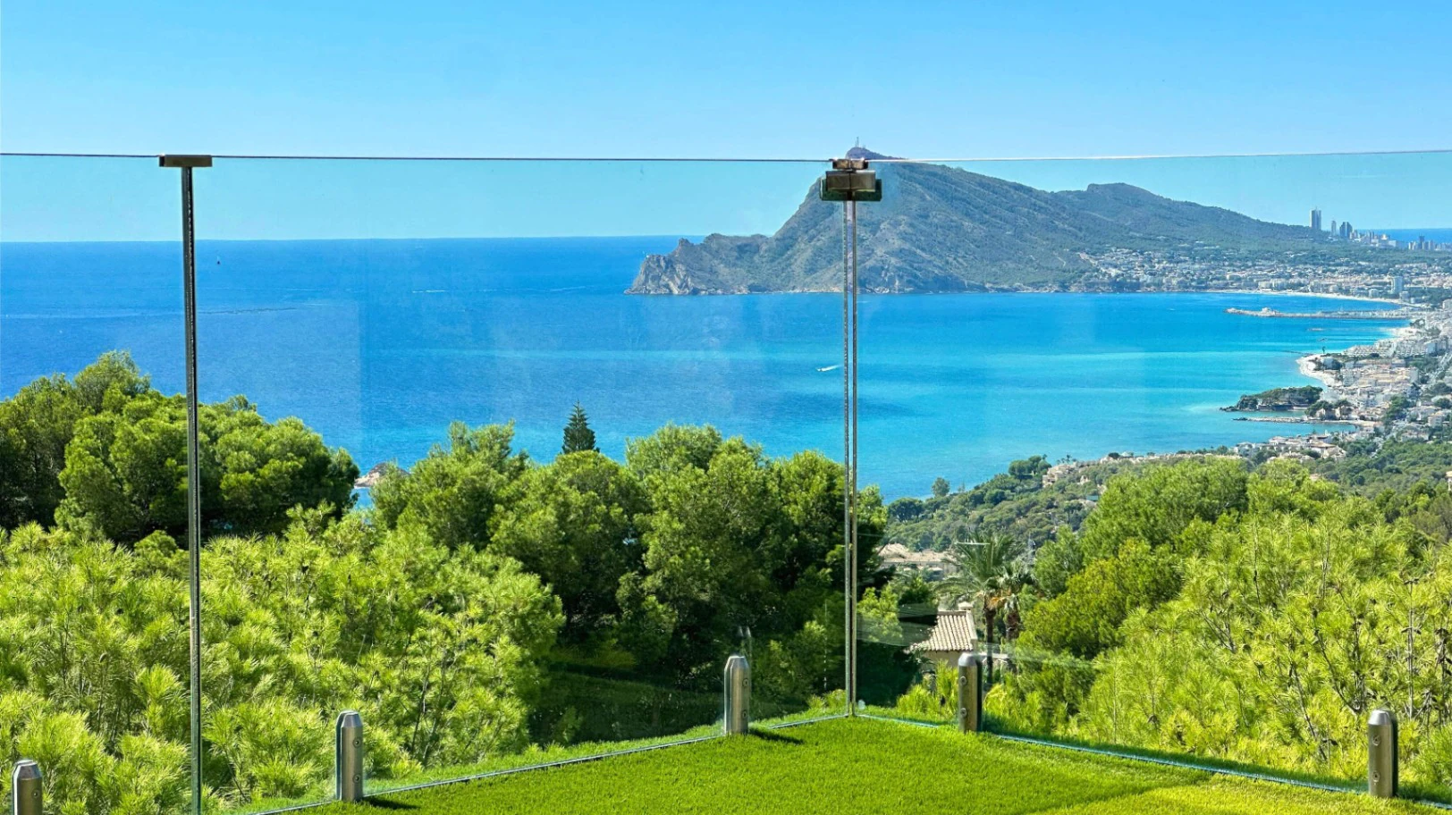 Majestueuze villa met luxe en imposant uitzicht op zee en privé-spa in Altea Hills, Costa Blanca