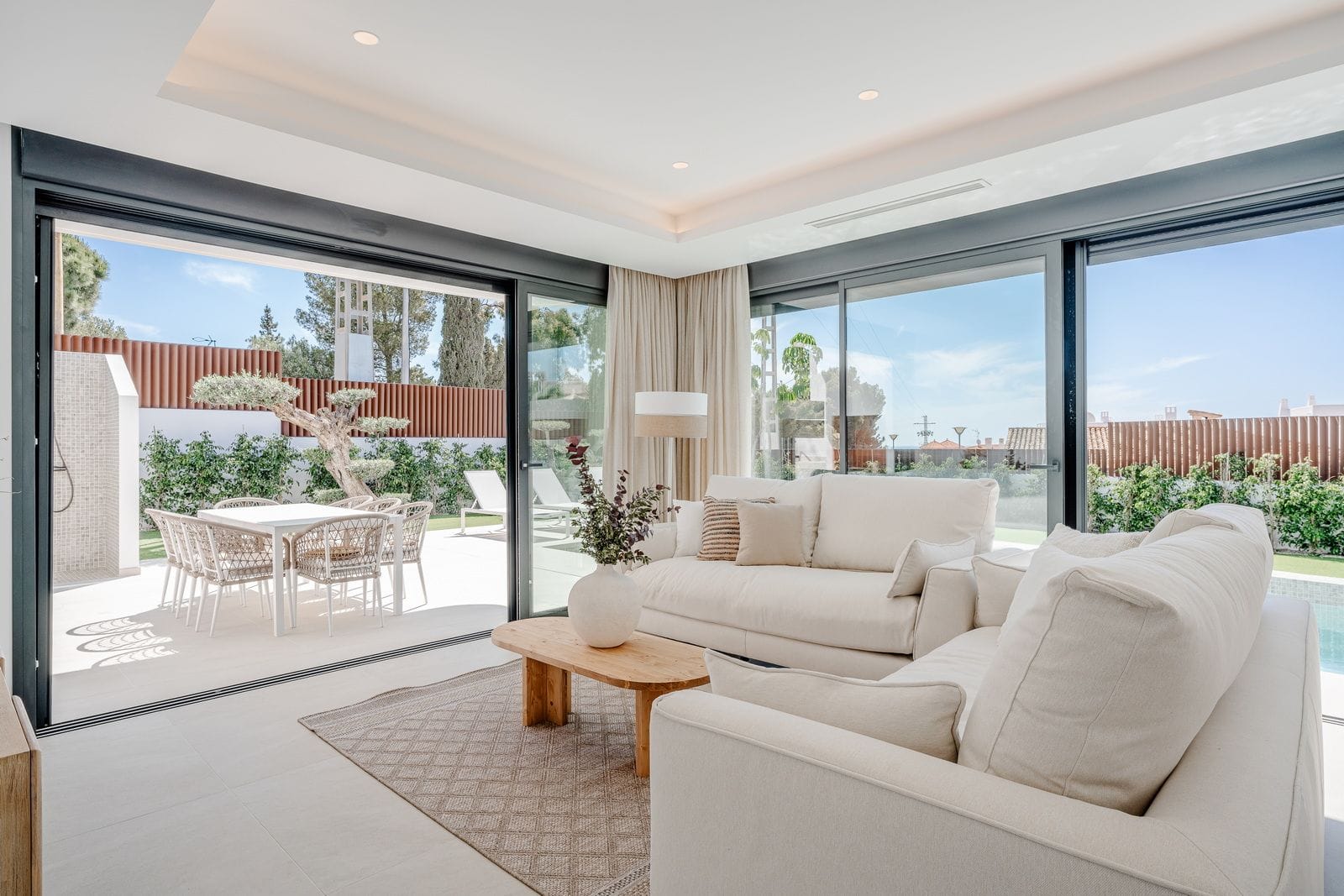 Preciosa Villa Moderna Entre Calpe y Benissa Costa