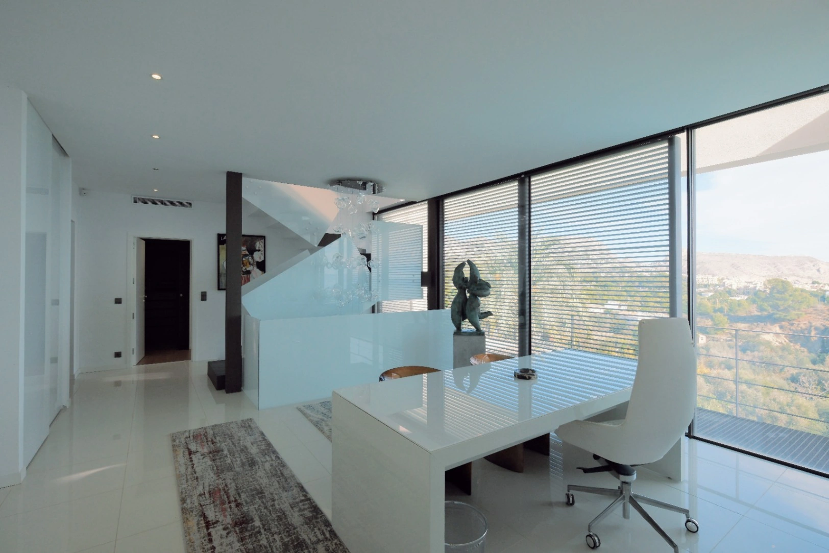 Villa moderna en Altea con 4 dormitorios y piscina en venta