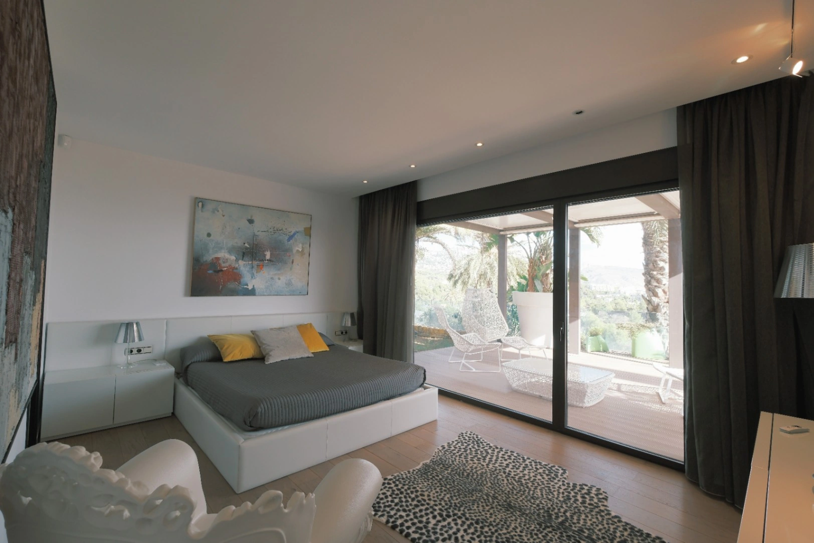 Villa moderna en Altea con 4 dormitorios y piscina en venta