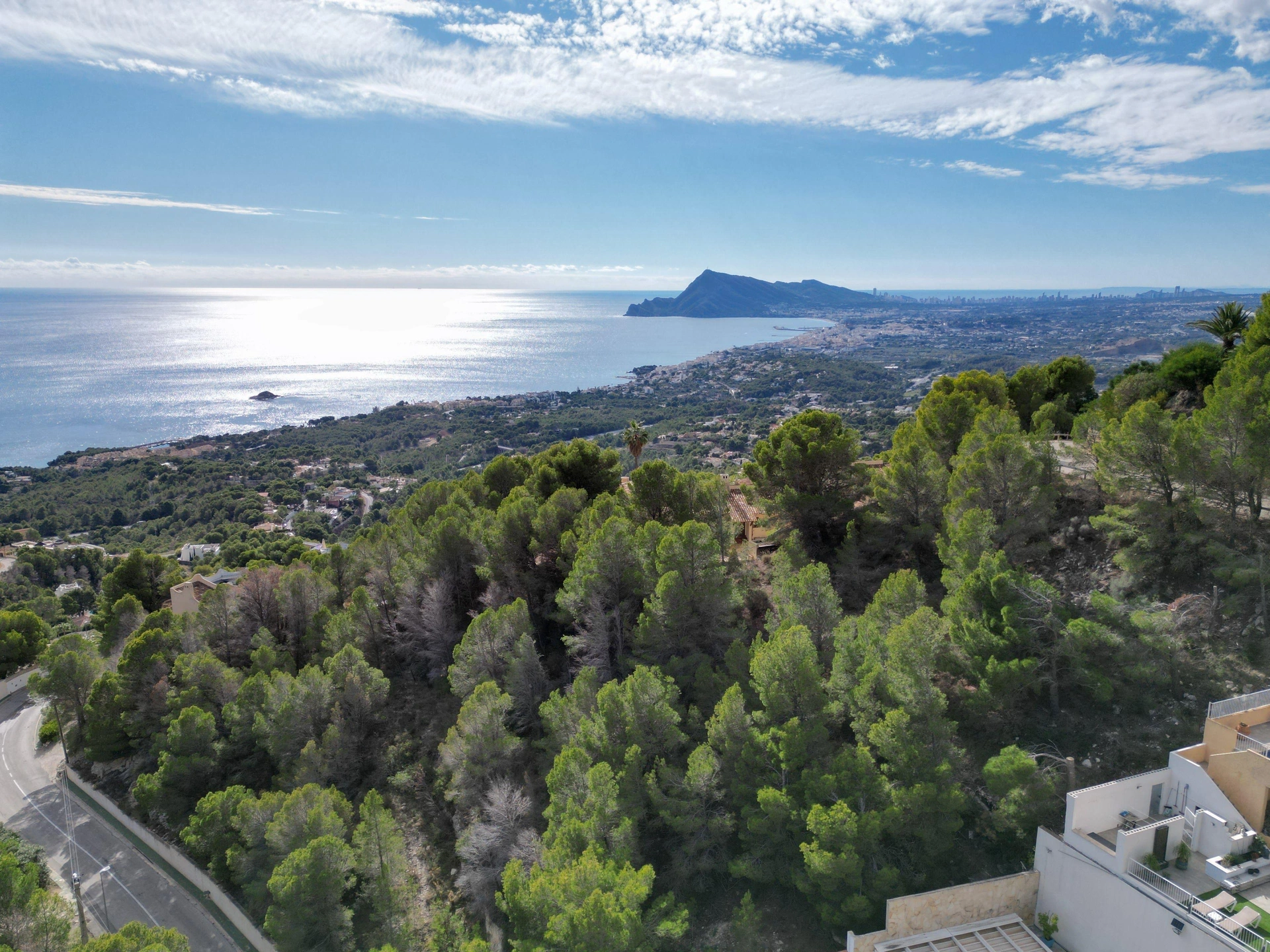 Parcela en venta en Sierra de Altea, Alicante - 1200 m²