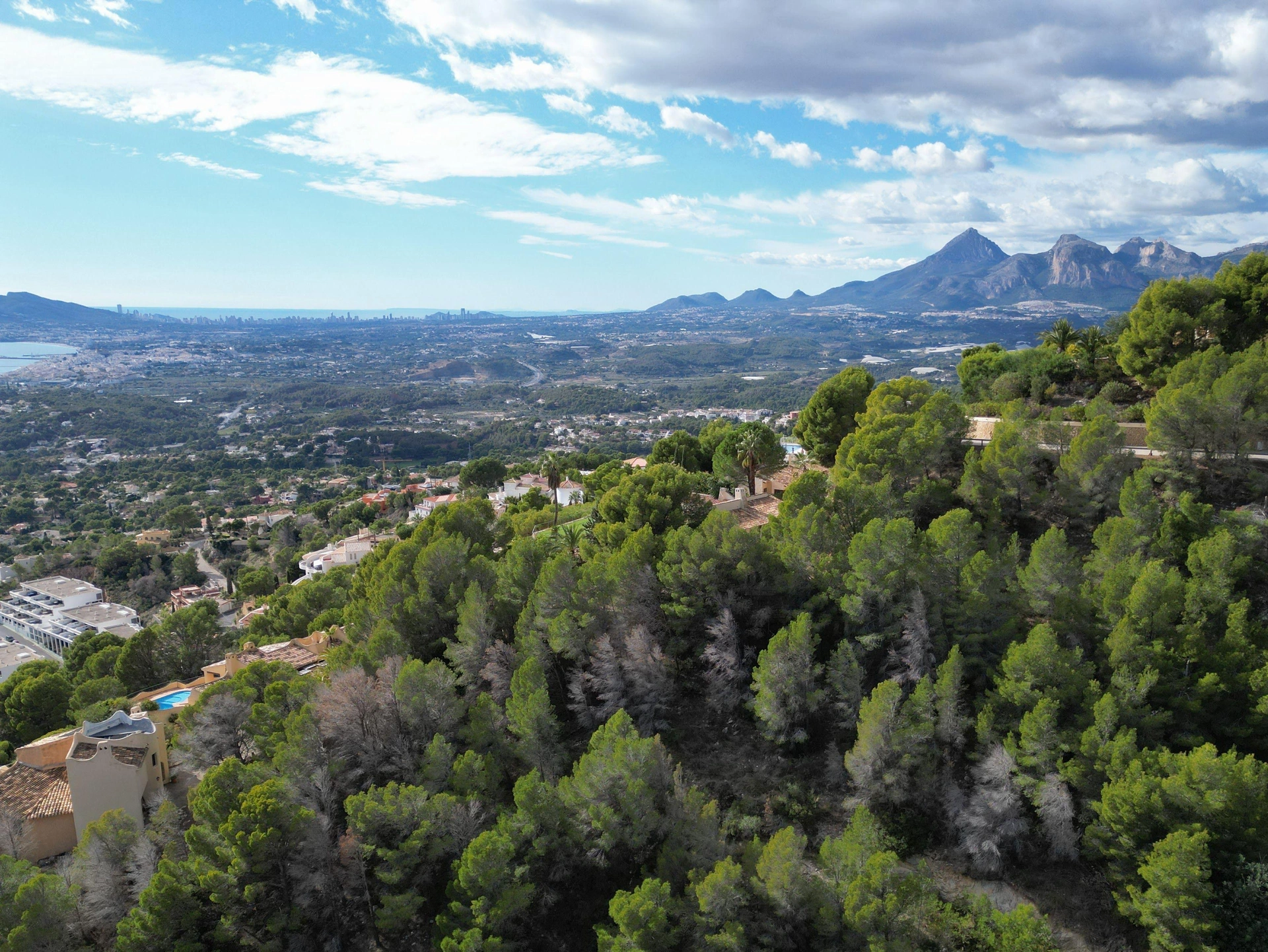 Parcela en venta en Sierra de Altea, Alicante - 1200 m²
