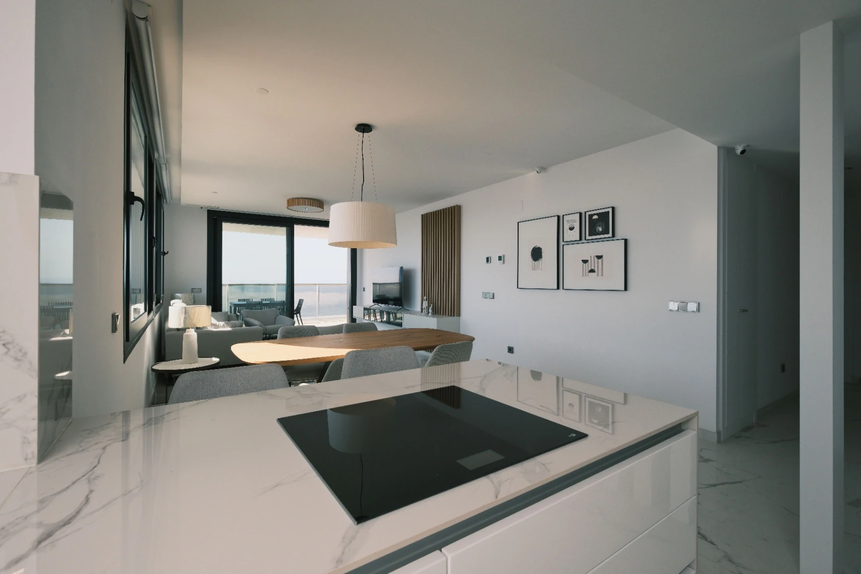 Ático en venta en Benidorm con 3 habitaciones y piscina climatizada