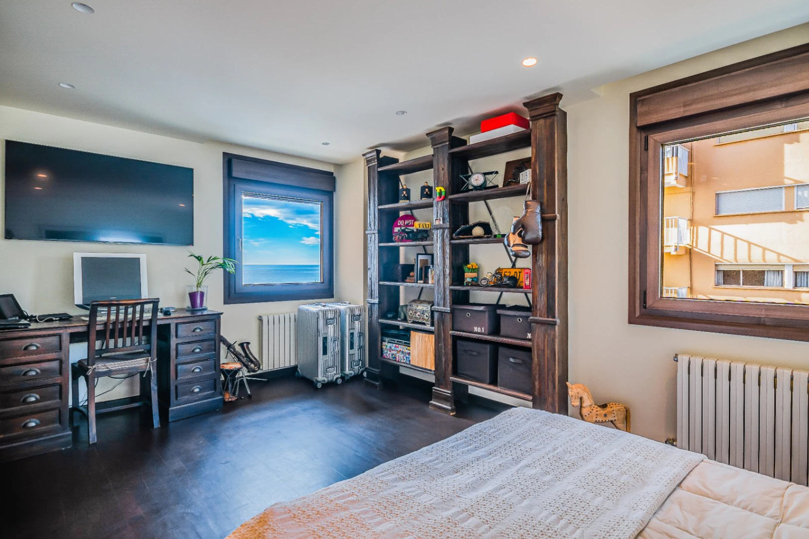 Apartamento de lujo en venta de 3 dormitorios y 3 baños en primera linea en Benidorm