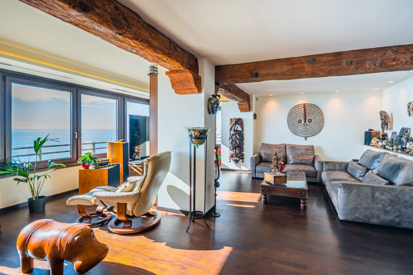 Apartamento de lujo en venta de 3 dormitorios y 3 baños en primera linea en Benidorm