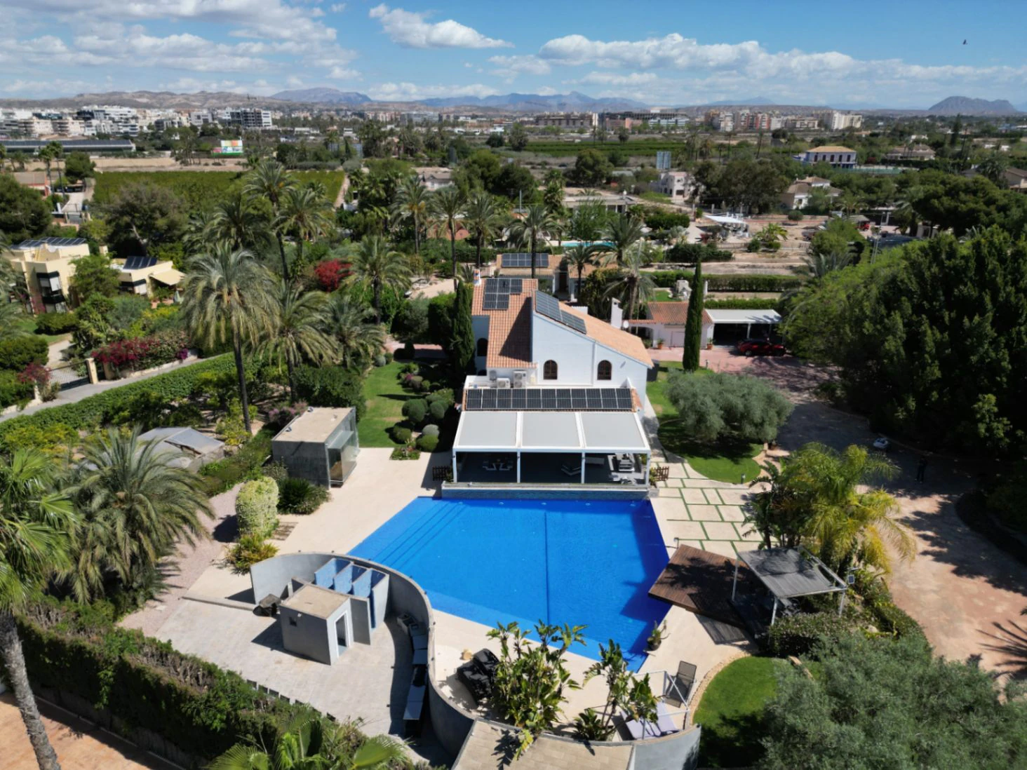 Villa en Venta en Elche (Alicante), Costa Blanca