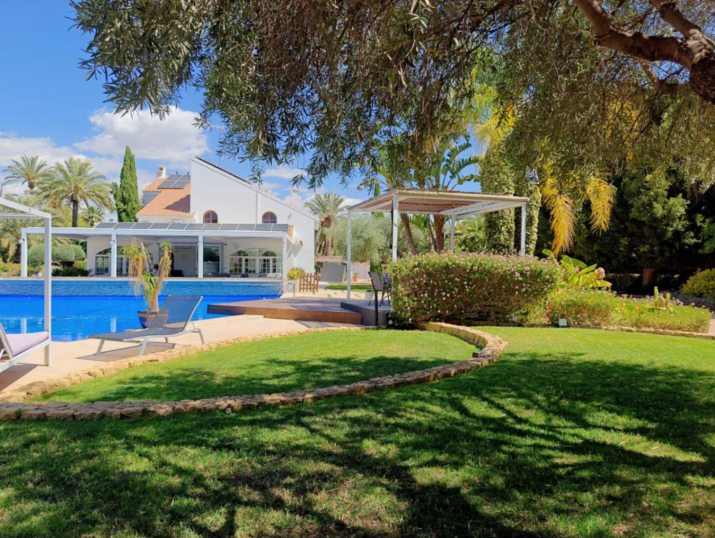Villa en Venta en Elche (Alicante), Costa Blanca