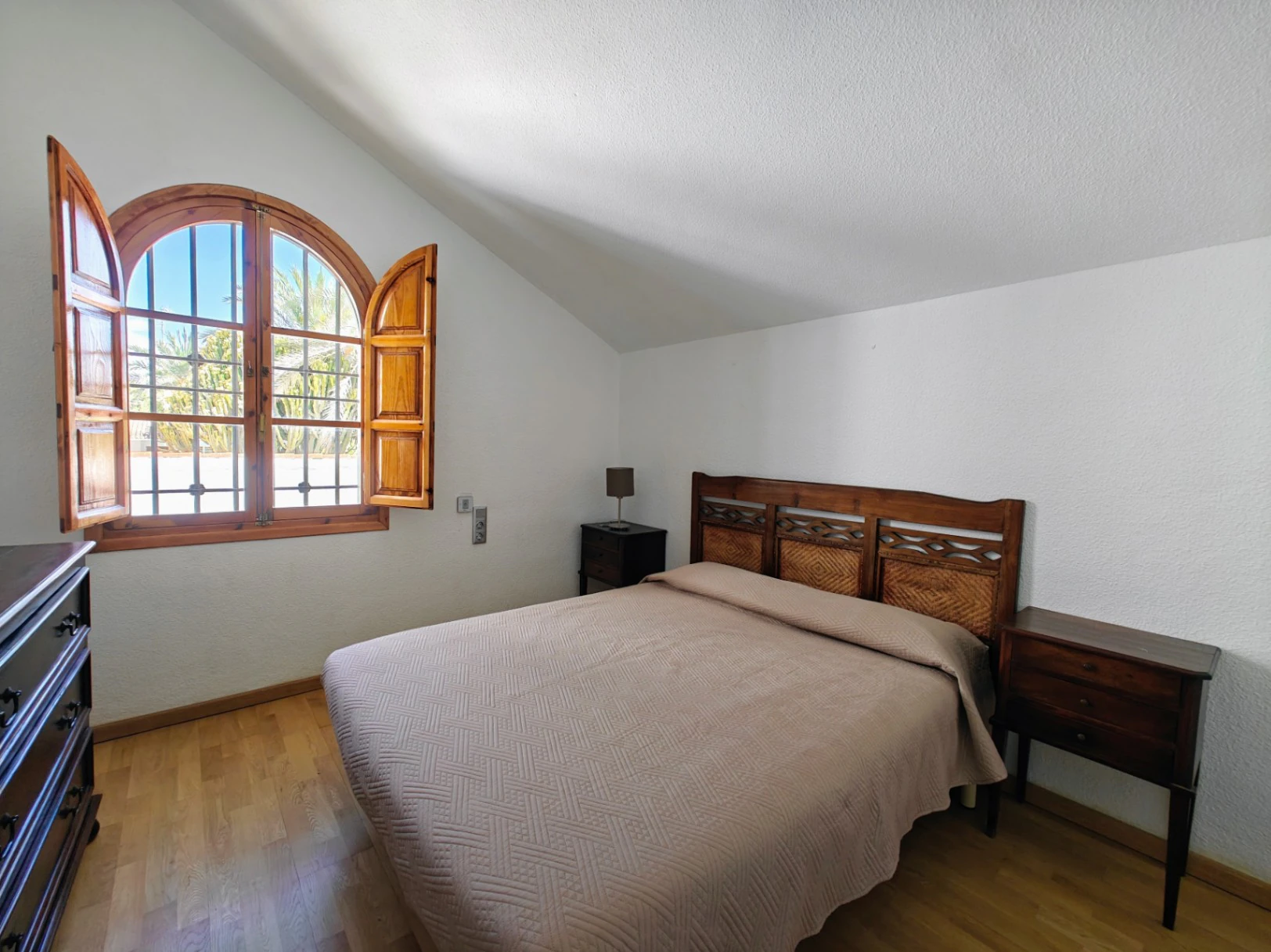 Villa en Venta en Elche (Alicante), Costa Blanca