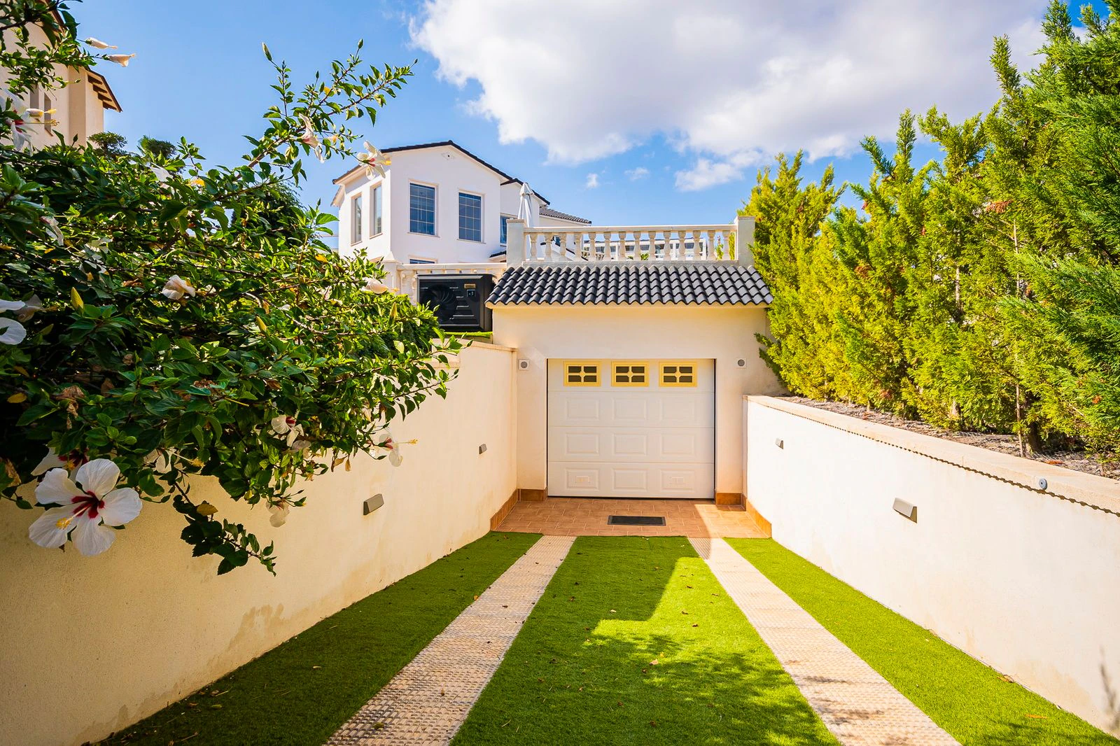 Villa en Venta en Alfaz del Pi (Albir), Costa Blanca
