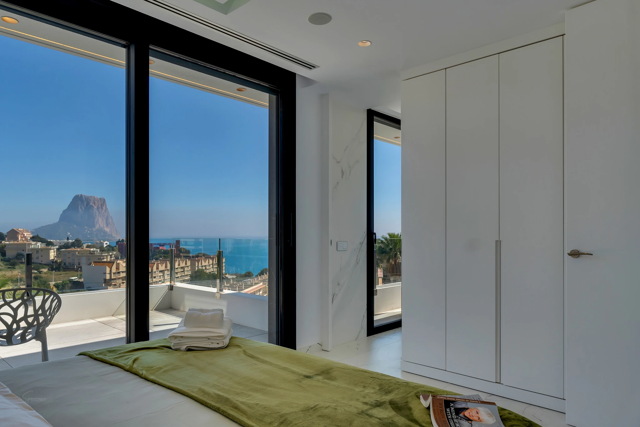 Villa moderna de lujo en venta en Calpe, Costa Blanca Norte – cerca del mar