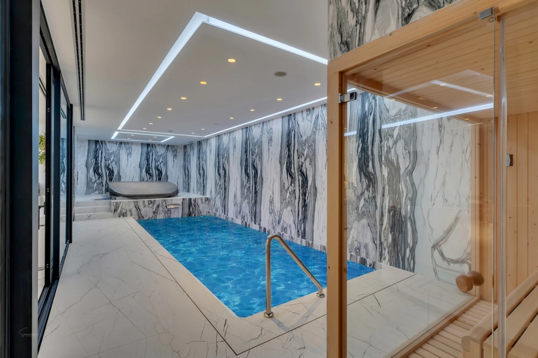 Villa moderna de lujo en venta en Calpe, Costa Blanca Norte – cerca del mar