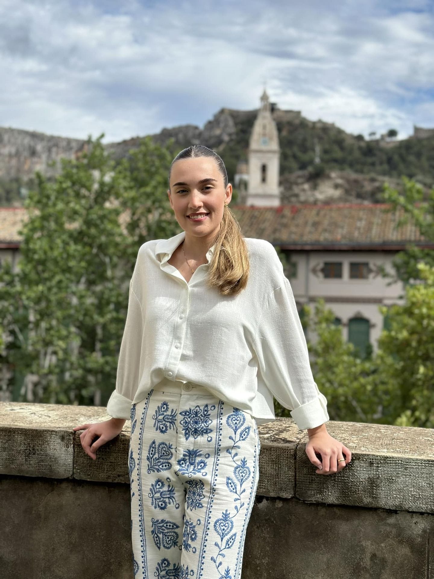 ? FIRA XÀTIVA 2024: Àngela Agustí Bordera Elegida Reina de la Feria d'Agost