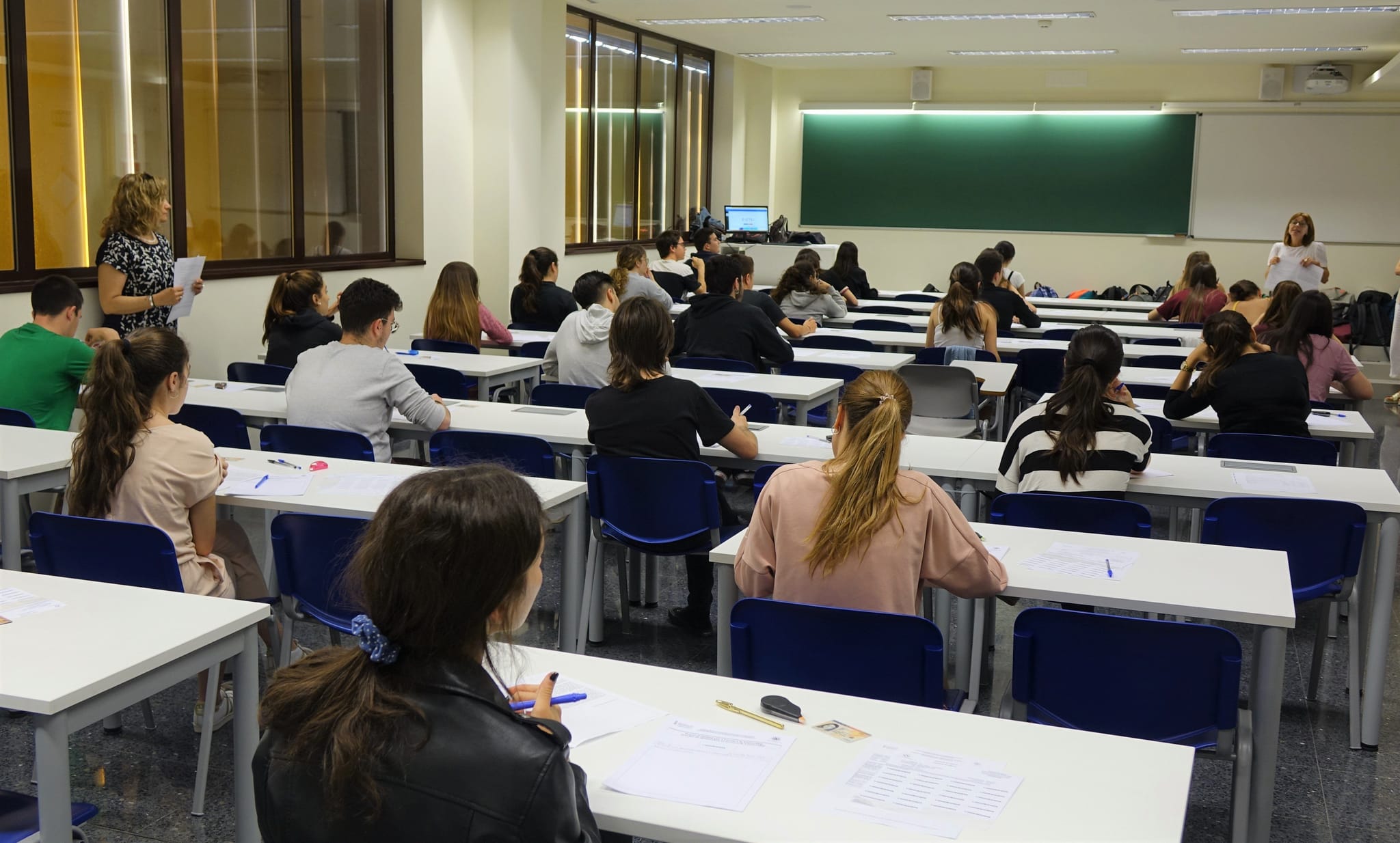 El Campus de Ontinyent agota las plazas para sus titulaciones y dispara la lista de espera un 63% hasta los 2074 estudiantes