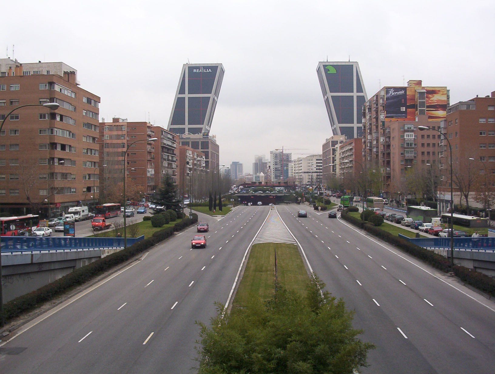 En dos años se van a construir 10.000 viviendas en el Paseo de la Castellana de Madrid.
