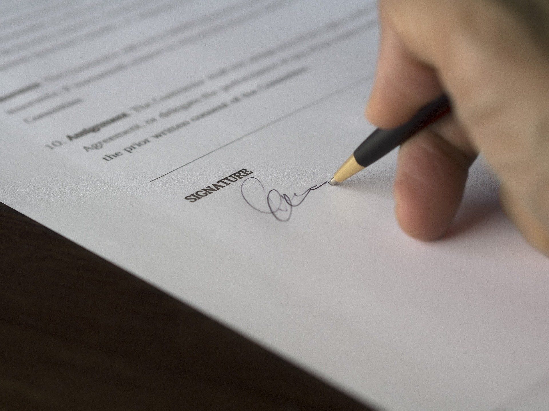 Comprando piso en Ontinyent: Todo sobre el contrato de arras