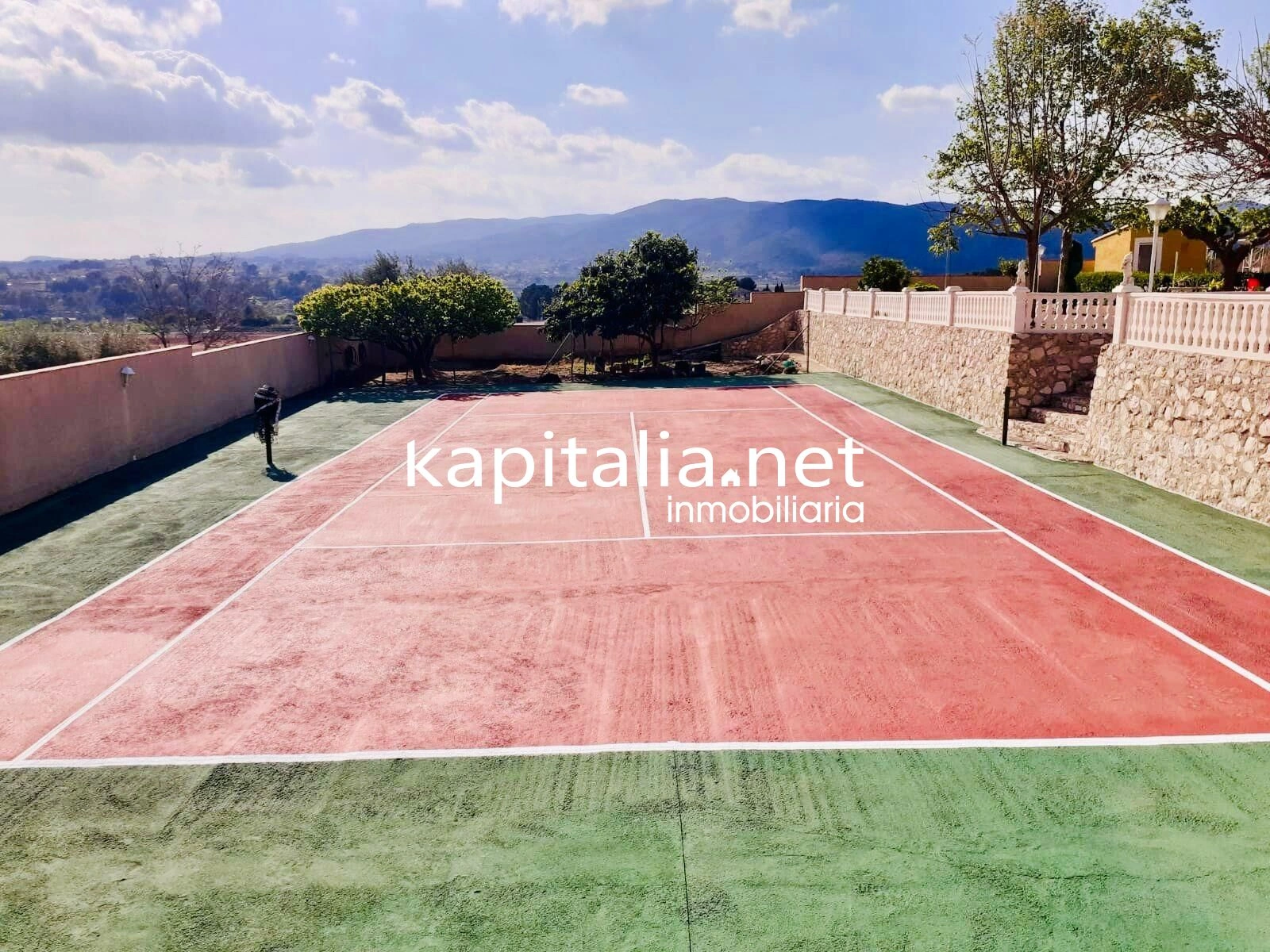 09318 - Estupendo chalet a la venta en Ontinyent/Agullent