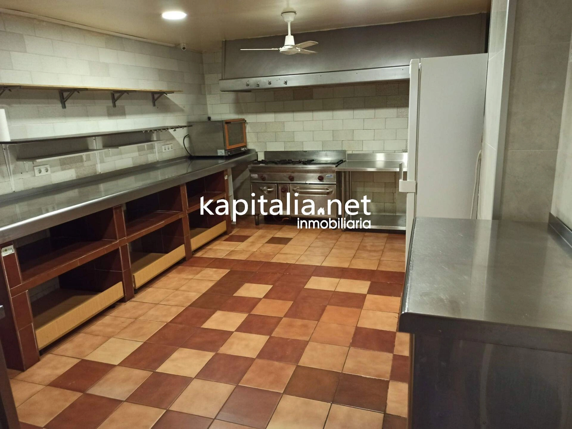 07800 - GRAN LOCAL A LA VENTA EN EL GENOVÉS
