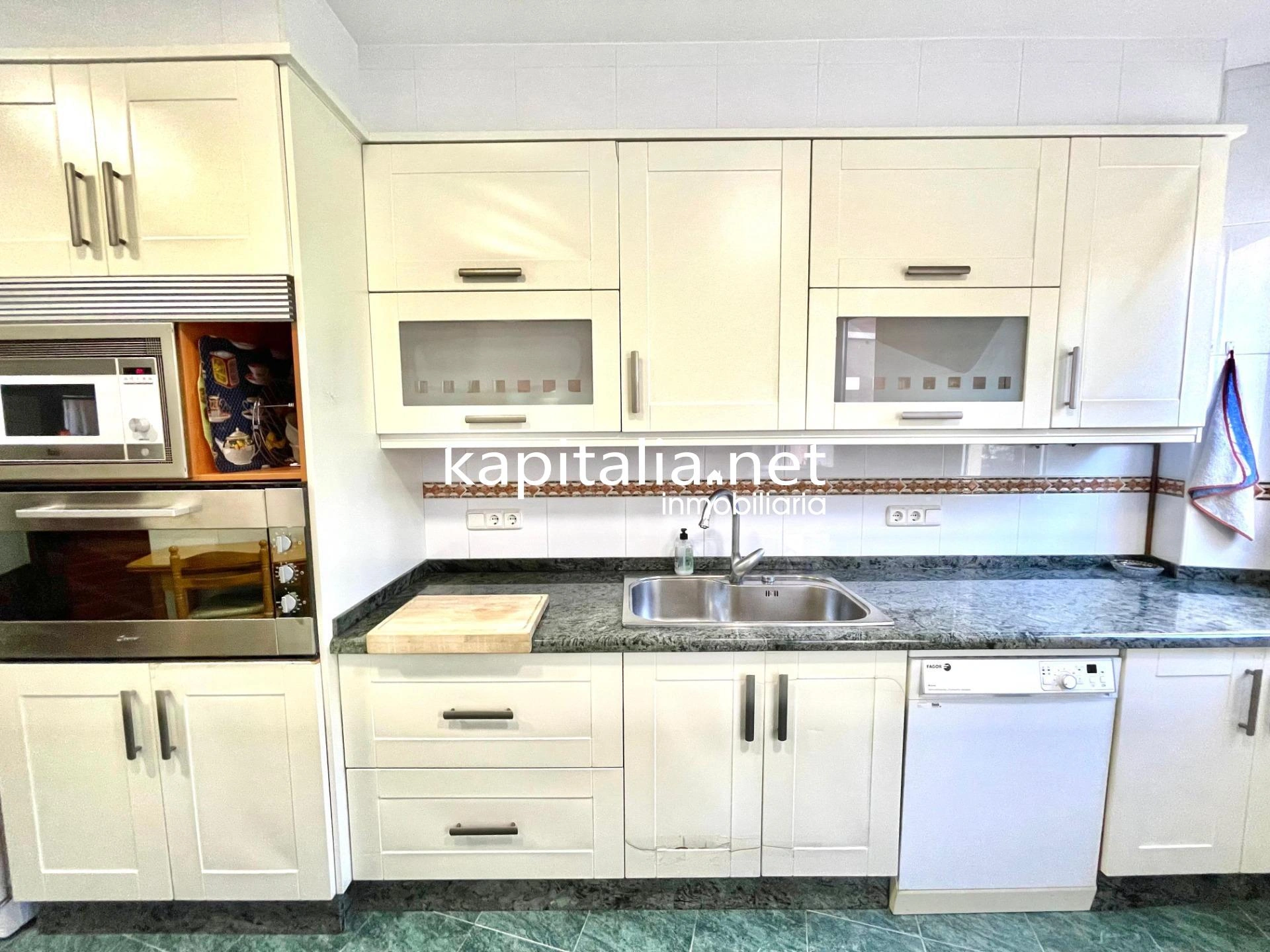 09693 - Gran casa señorial con gran jardín a la venta en Cocentaina!