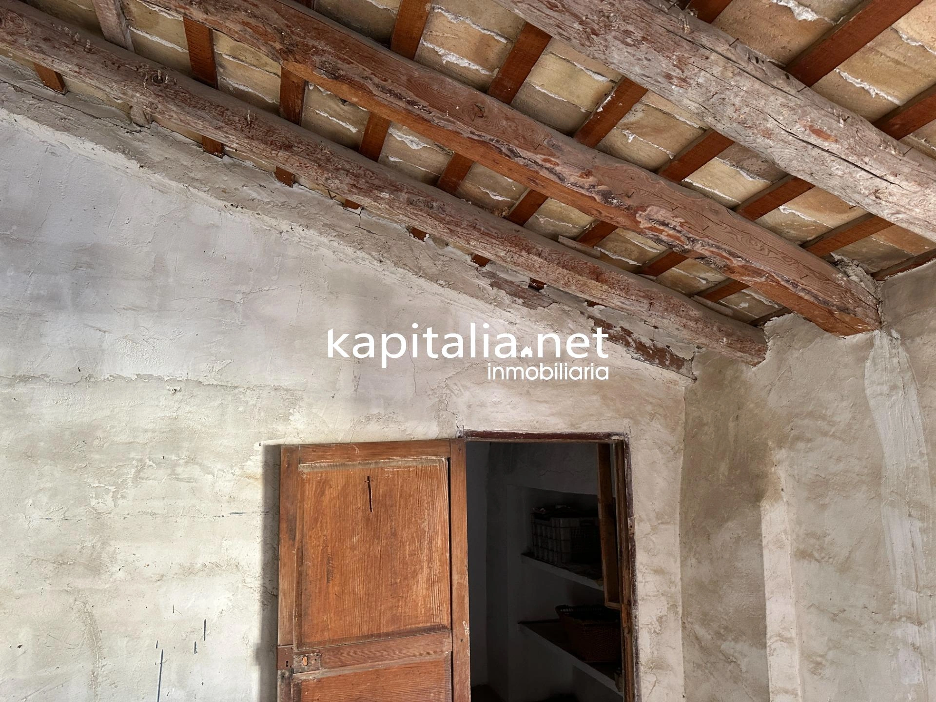 GRAN CASA A LA VENTA EN AGULLENT