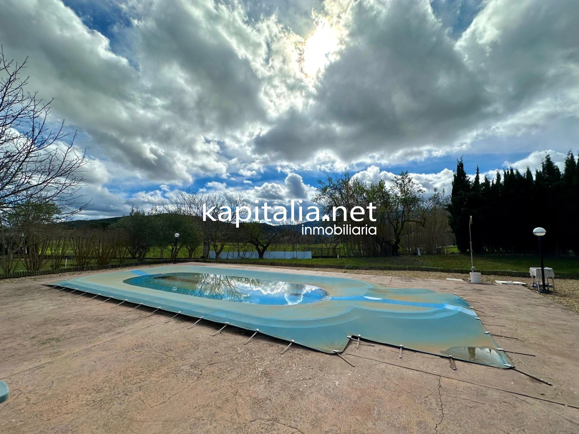 09812 - Chalet con vistas maravillosas a la venta en Alcoy