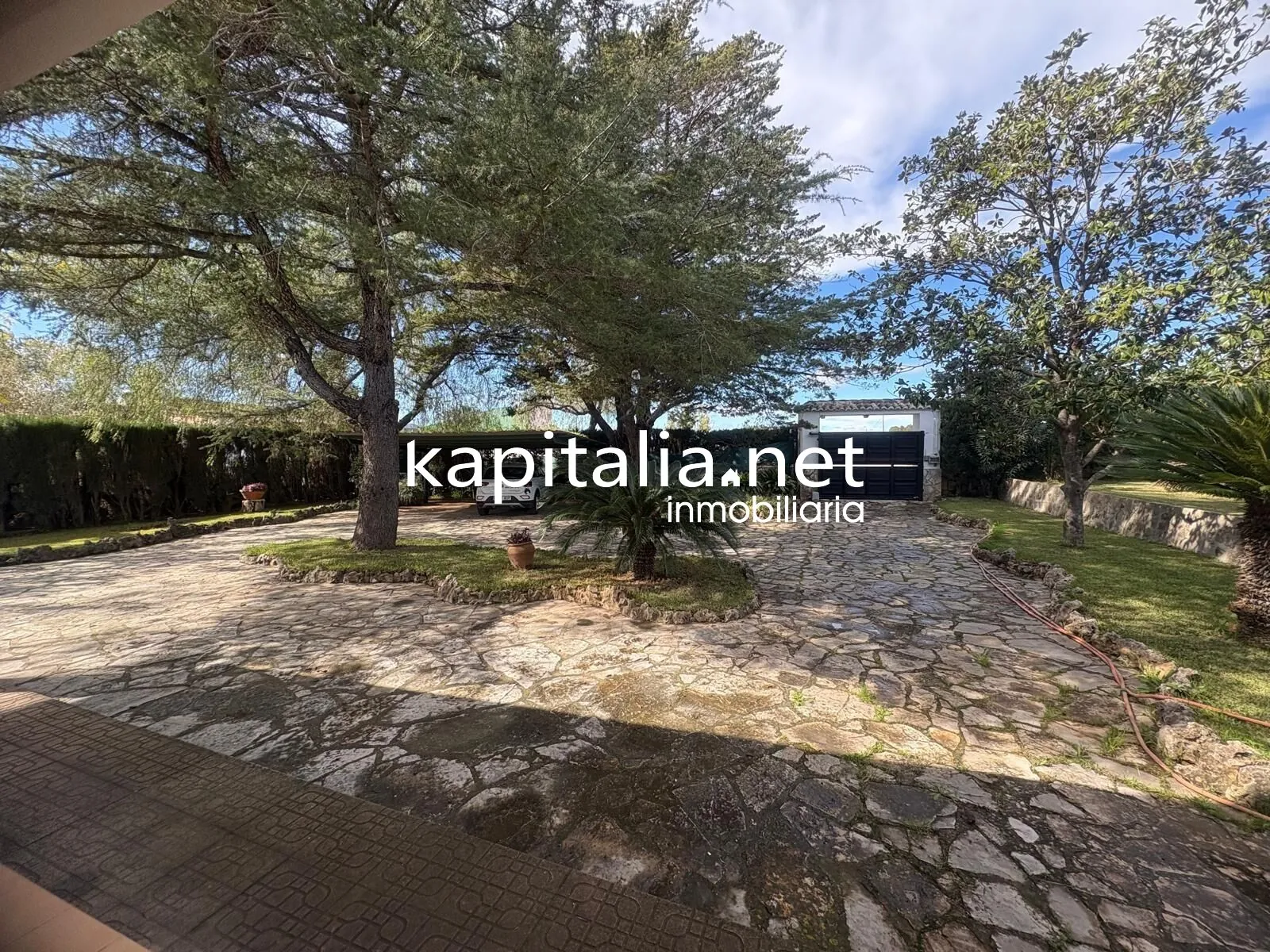 ESPECTACULAR CHALET A LA VENTA EN BARCHETA