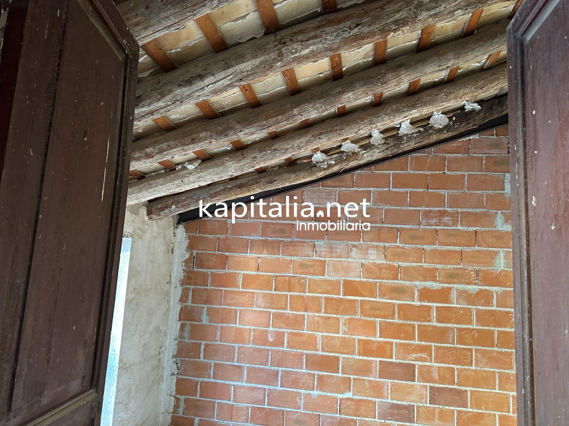 GRAN CASA A LA VENTA EN AGULLENT