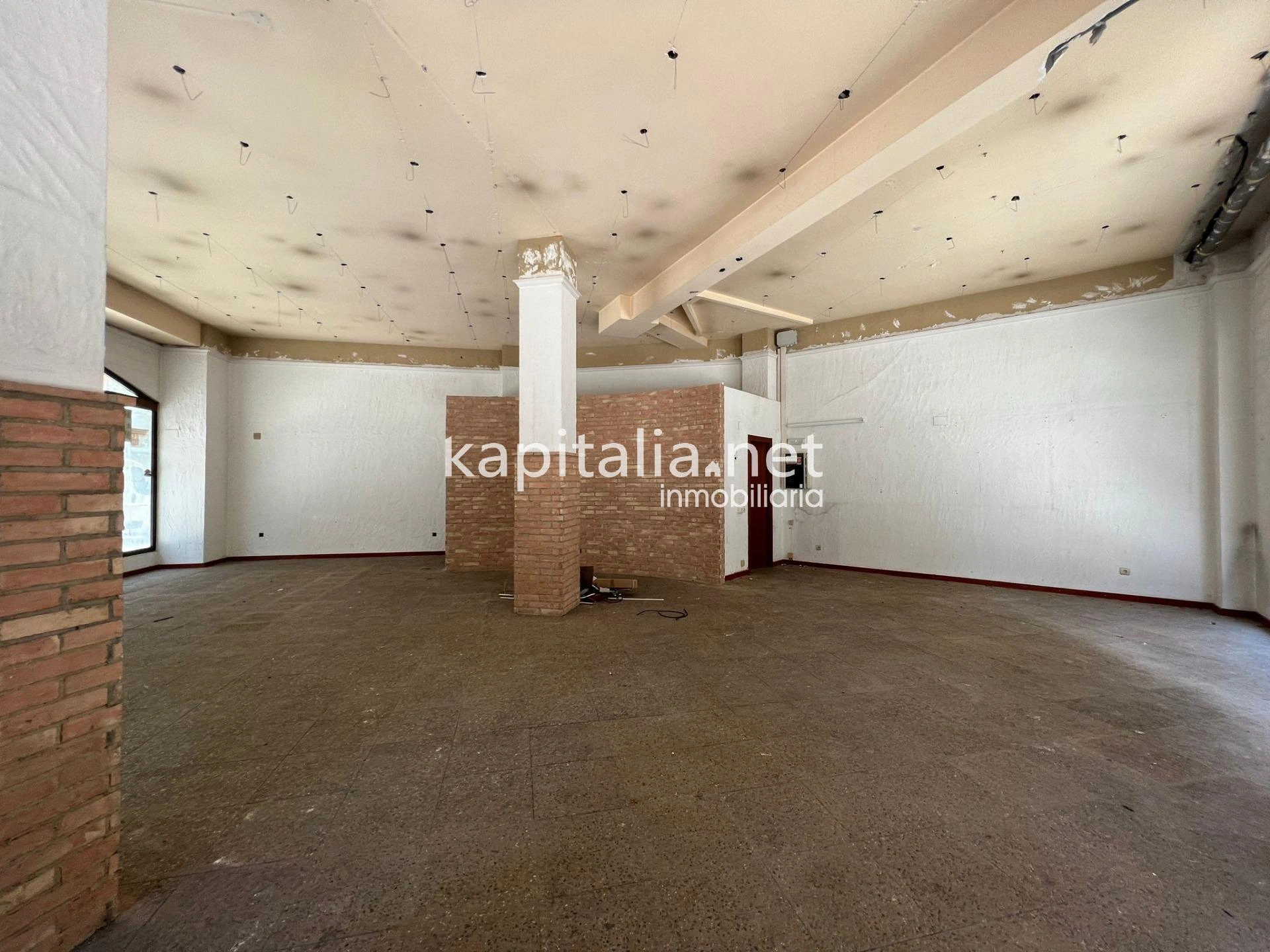 08456 - Property for Rent in Ontinyent