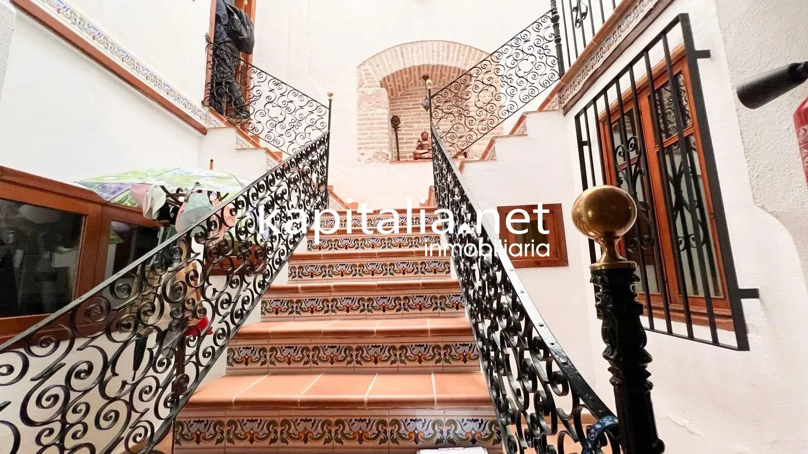 09222 - CASA RURAL A LA VENTA EN EL CENTRO DE XATIVA