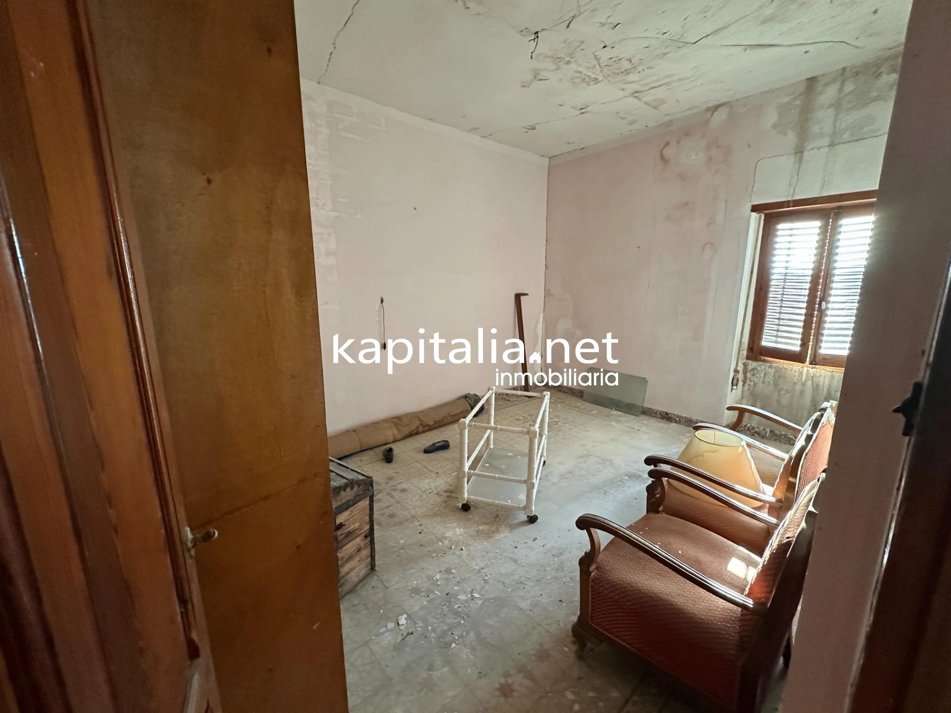 GRAN CASA A LA VENTA EN AGULLENT