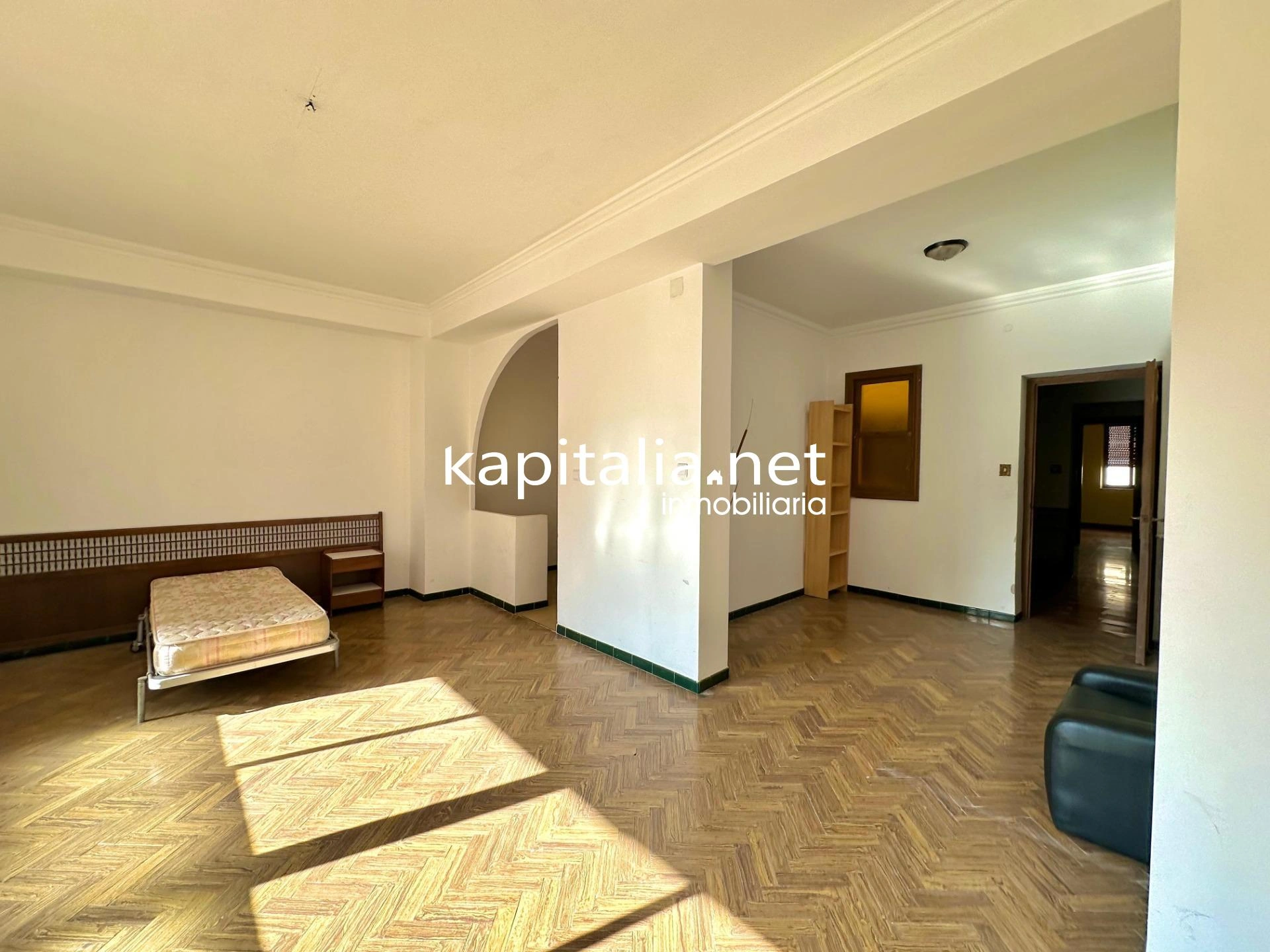 09750 - Gran casa con encanto a la venta en Alcoy