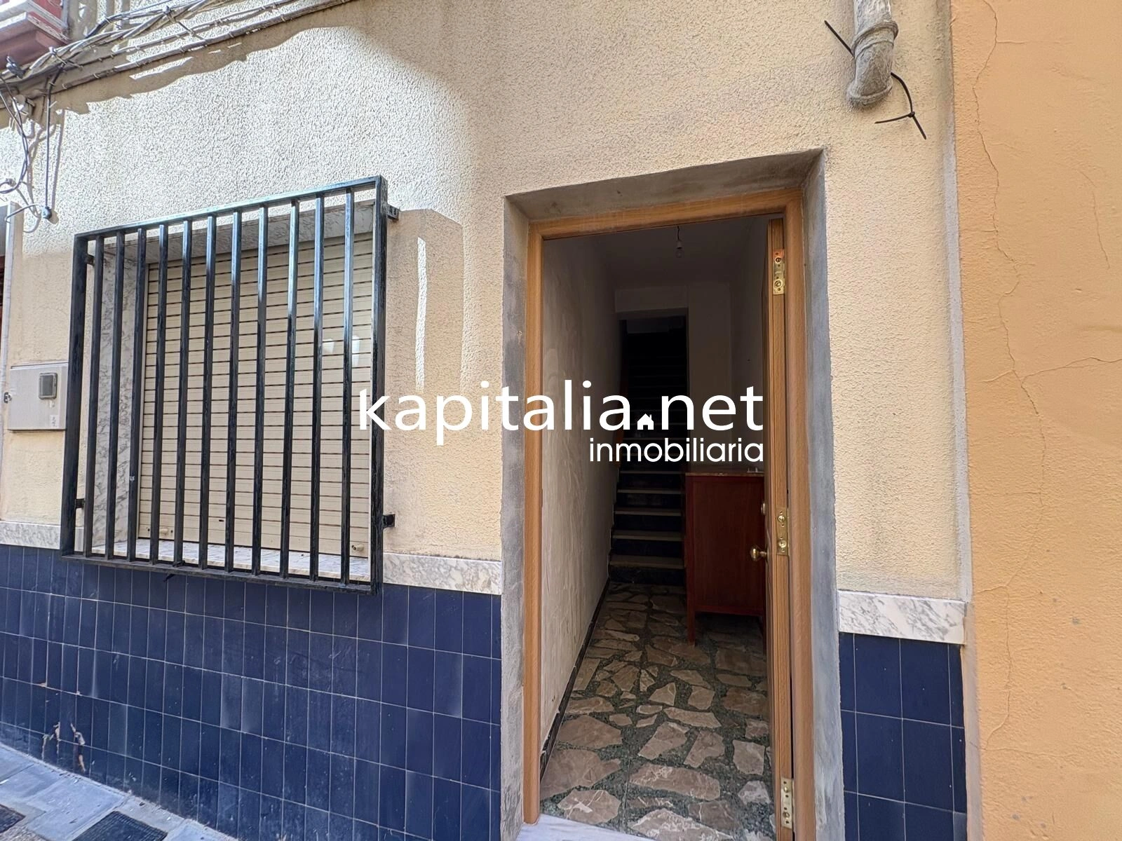 10147 - PISO CON BUHARDILLA A LA VENTA EN VALLADA