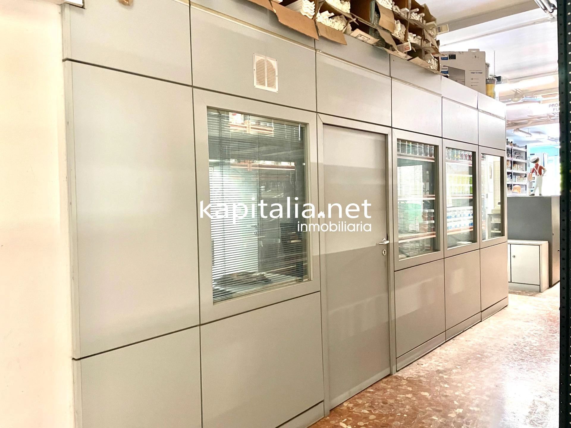Local comercial a la venta en Gandía