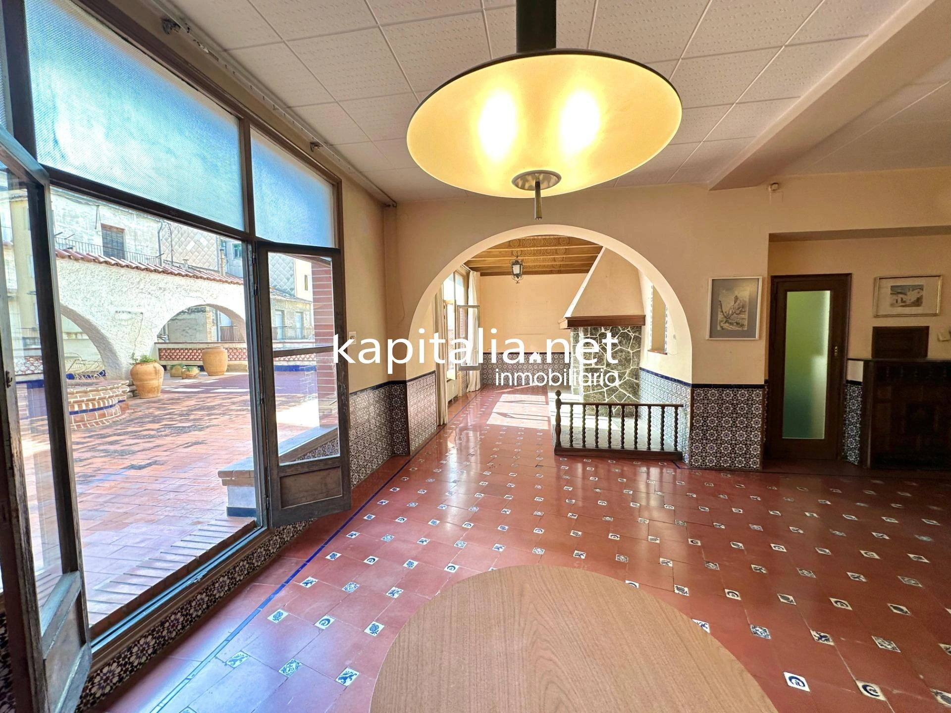 09750 - Gran casa con encanto a la venta en Alcoy