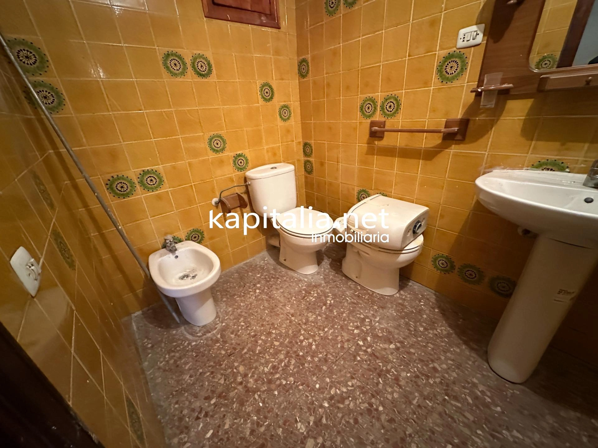 PISO CÉNTRICO CON GRAN TERRAZA A LA VENTA EN ONTINYENT