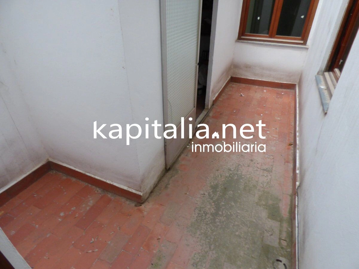10252 - Venta de gran piso en Ontinyent
