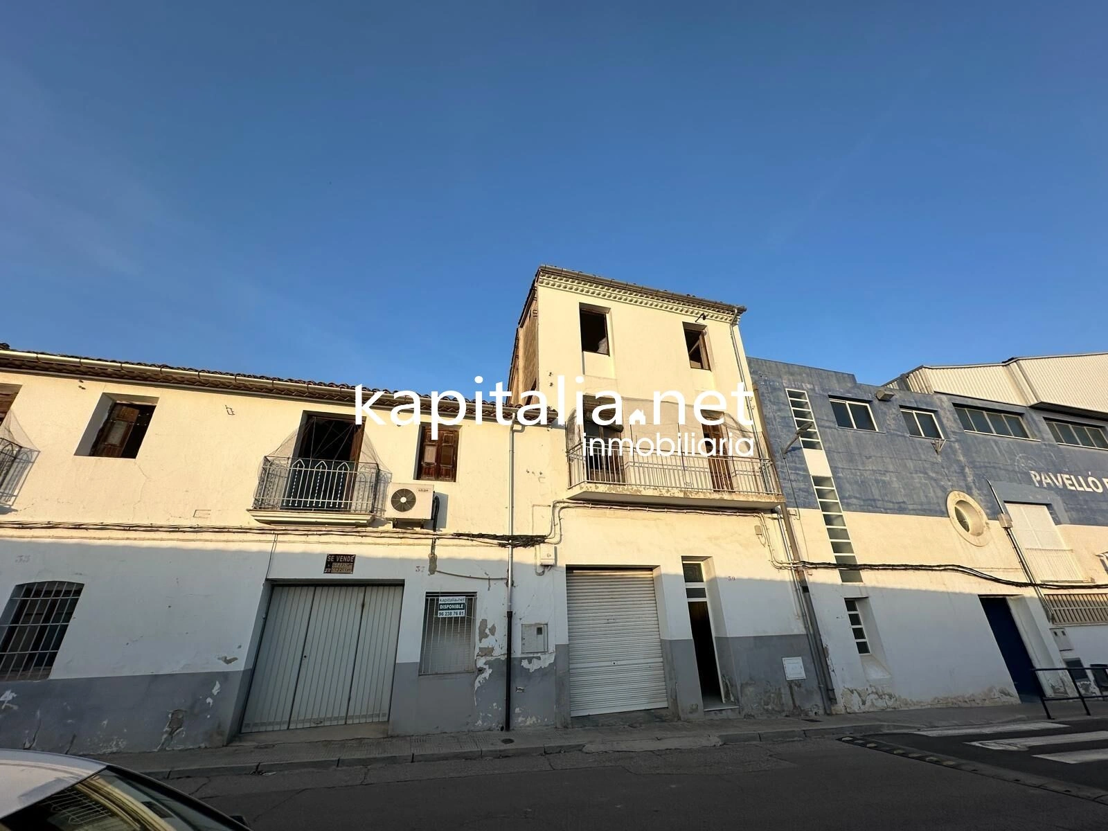 Edificio en venta en L´Olleria (Valencia)