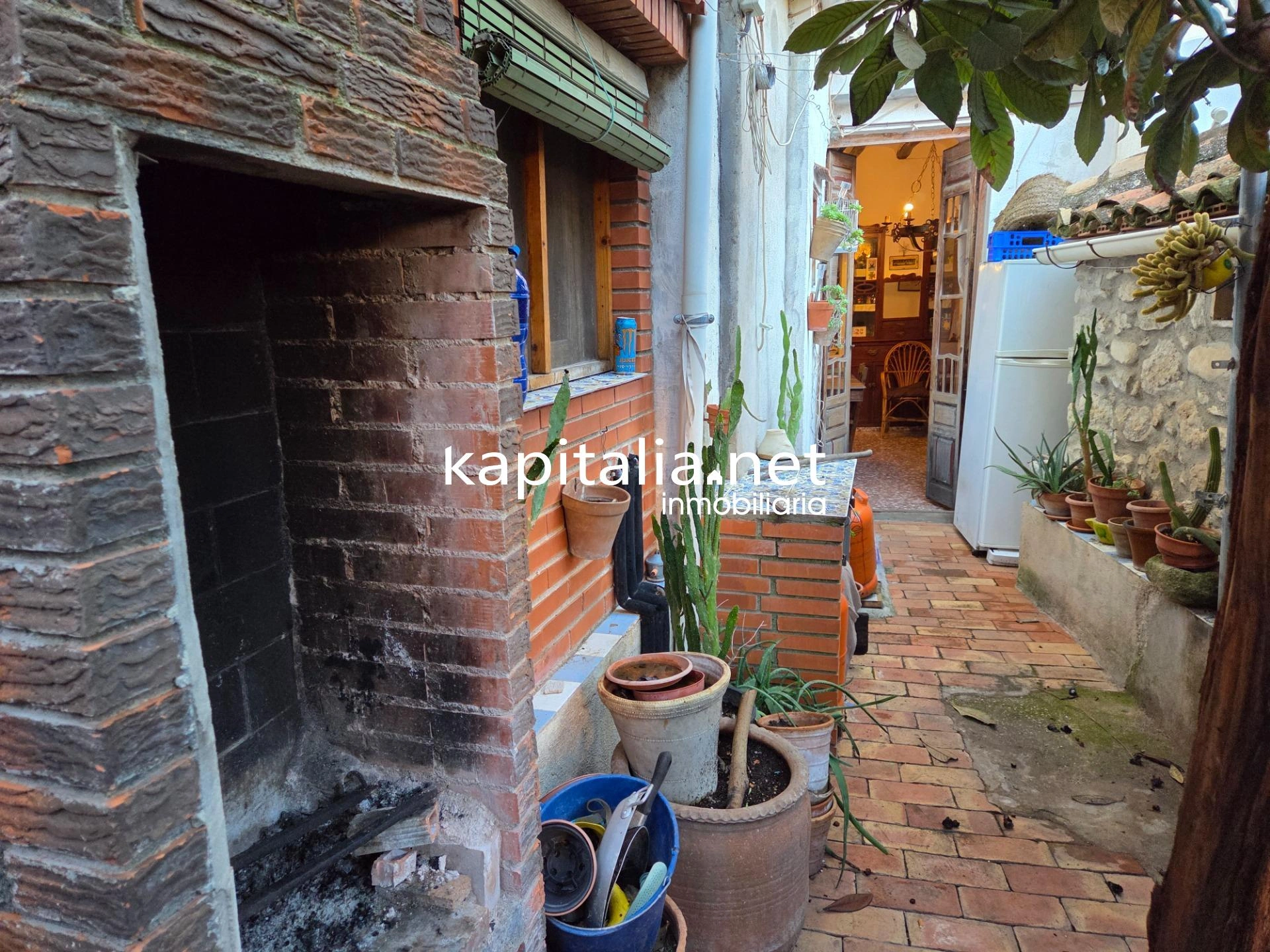 10127 - Encantadora Casa en Quatretondeta - Ideal para Entrar a Vivir