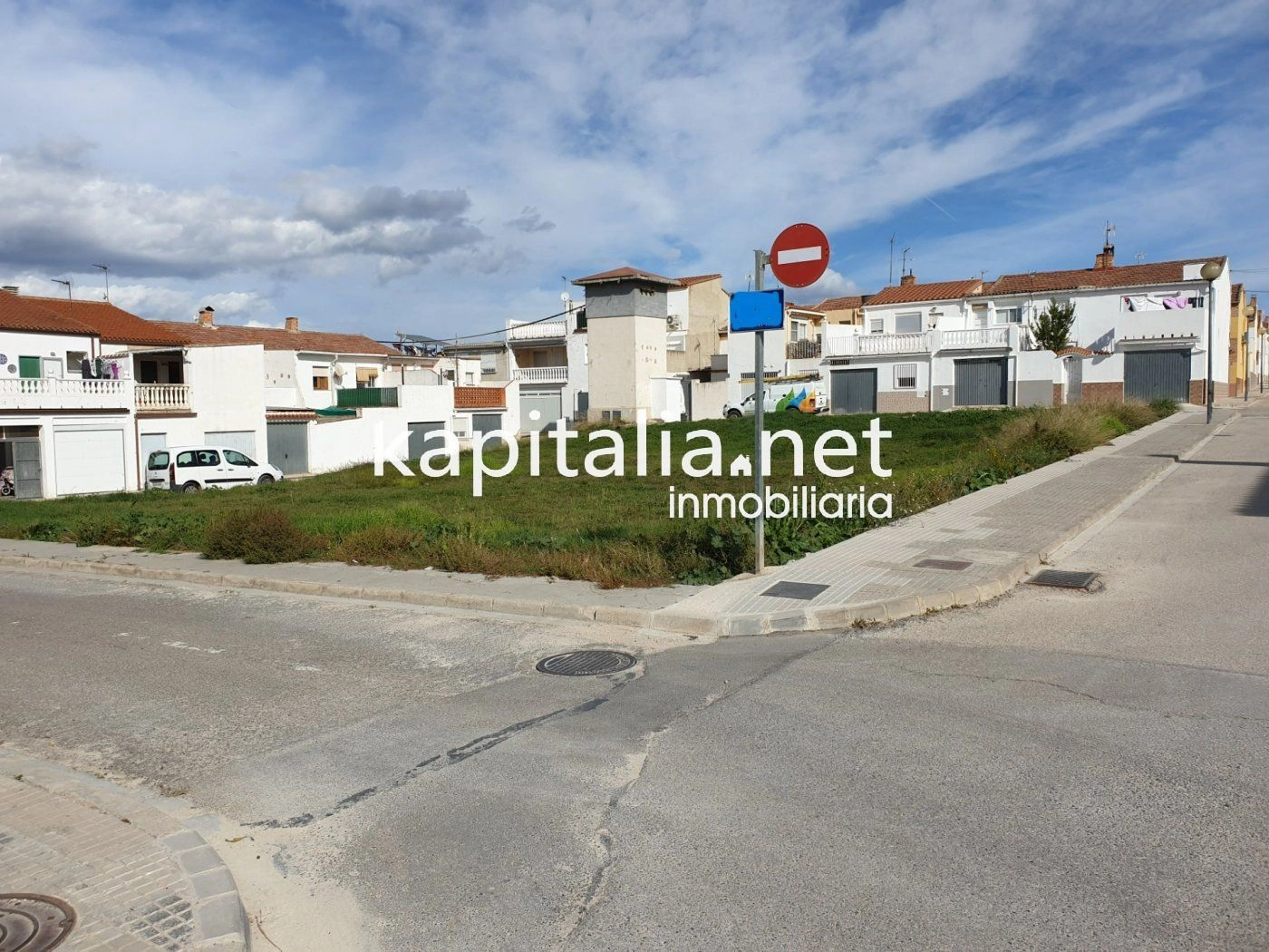 SOLAR A LA VENTA EN MONTAVERNER