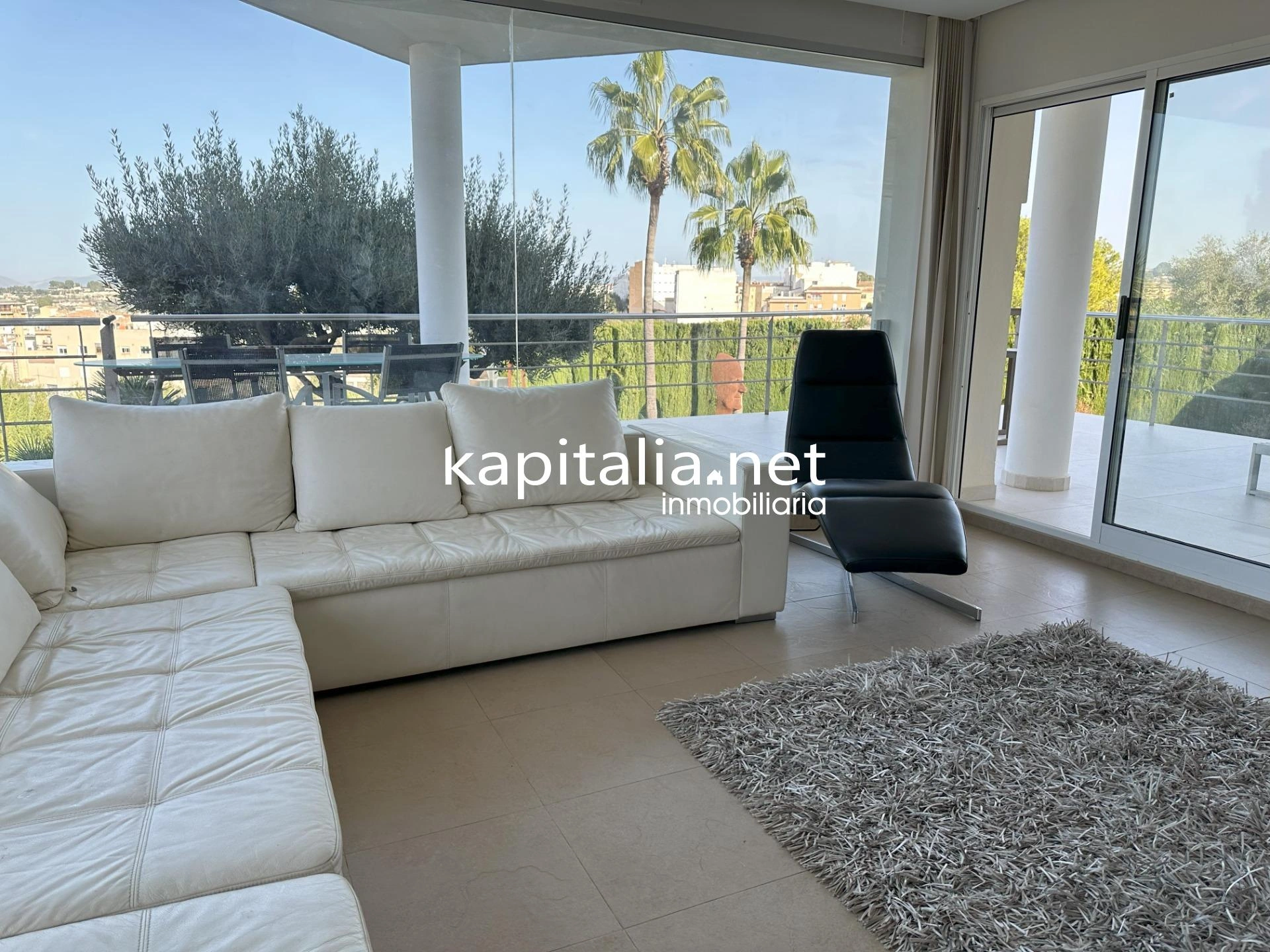 09605 - IMPRESIONANTE VILLA A LA VENTA EN LA PROVINCIA DE VALENCIA