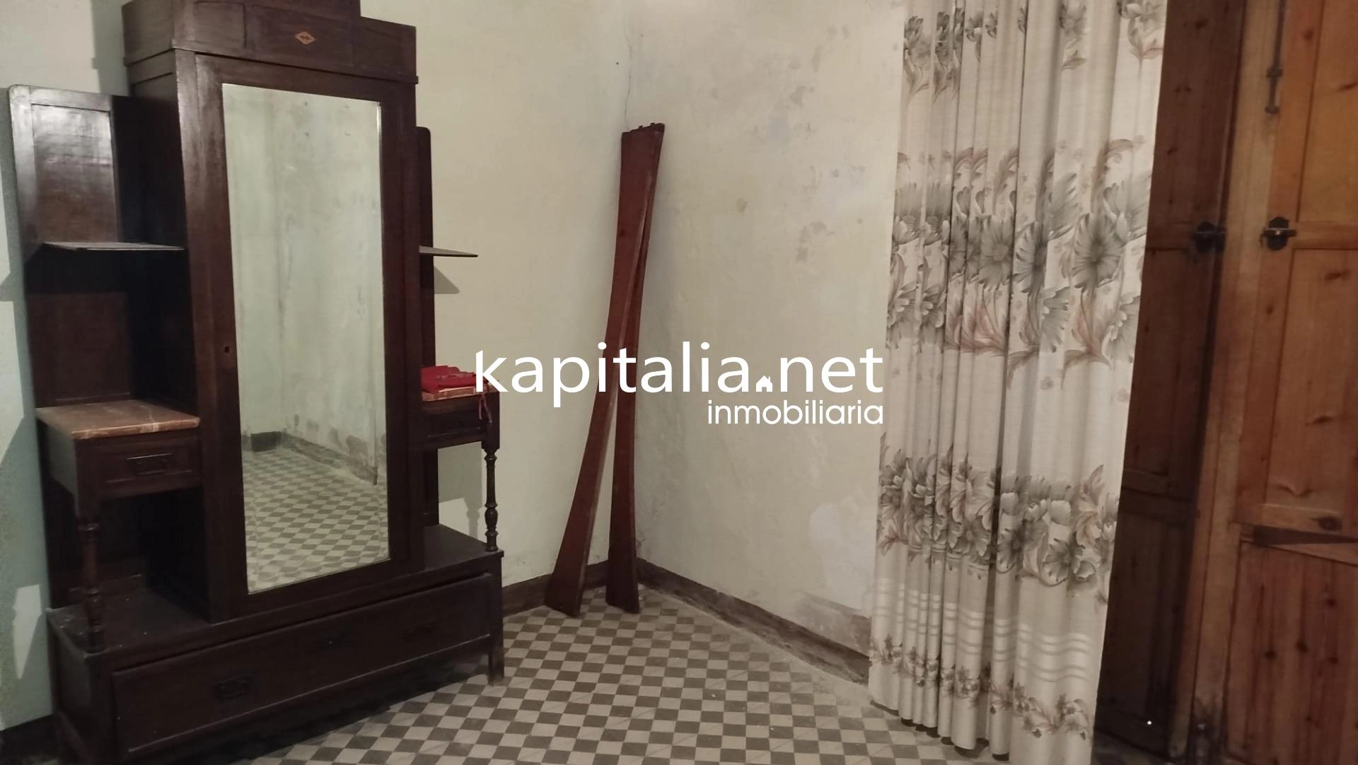 CASA EN VENTA EN AGRES